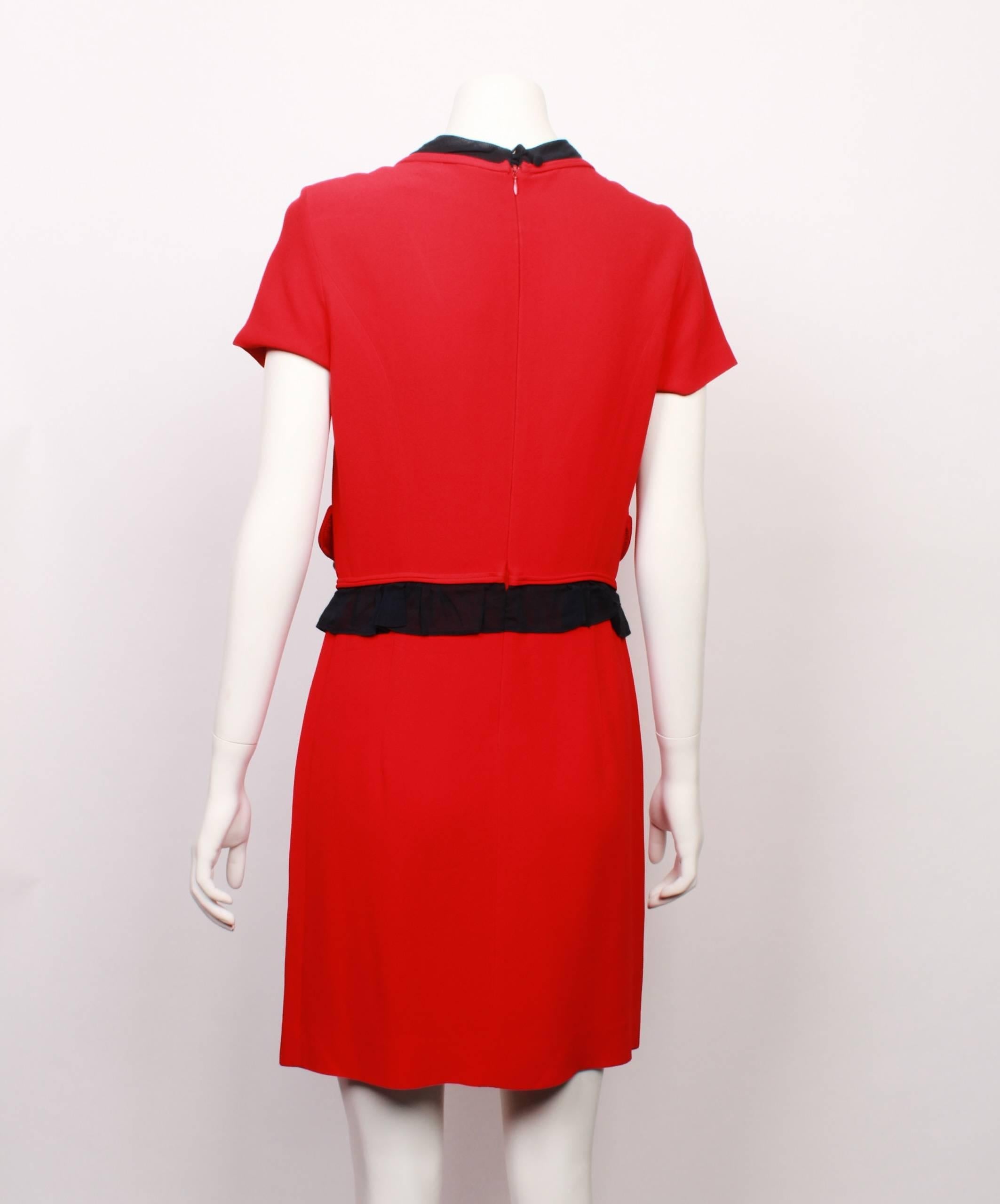 Women's Moschino Cheap and Chic Red and Black Dress For Sale