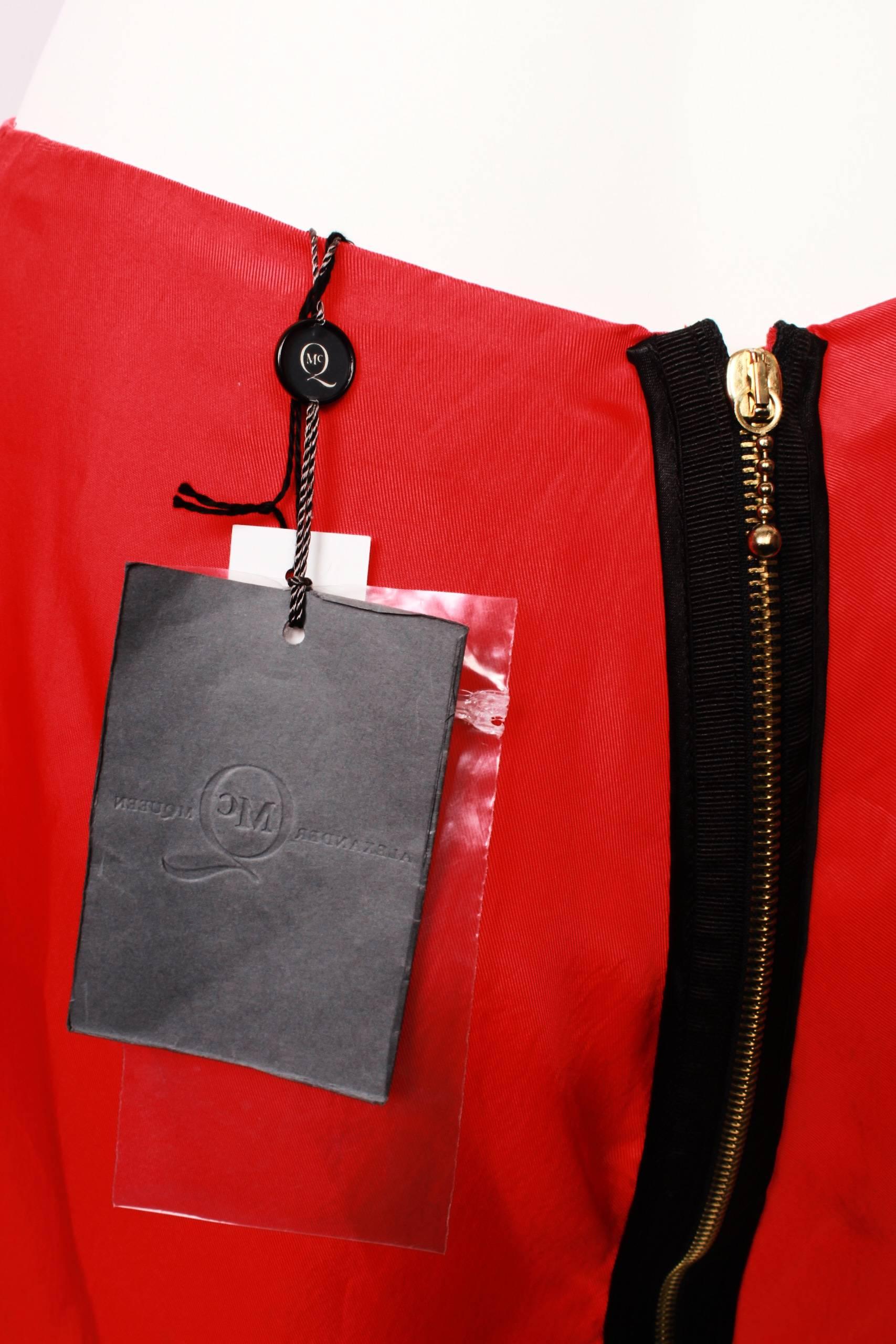 Alexander Mcqueen  Full Zipper Back Red Bubble Skirt  For Sale 1