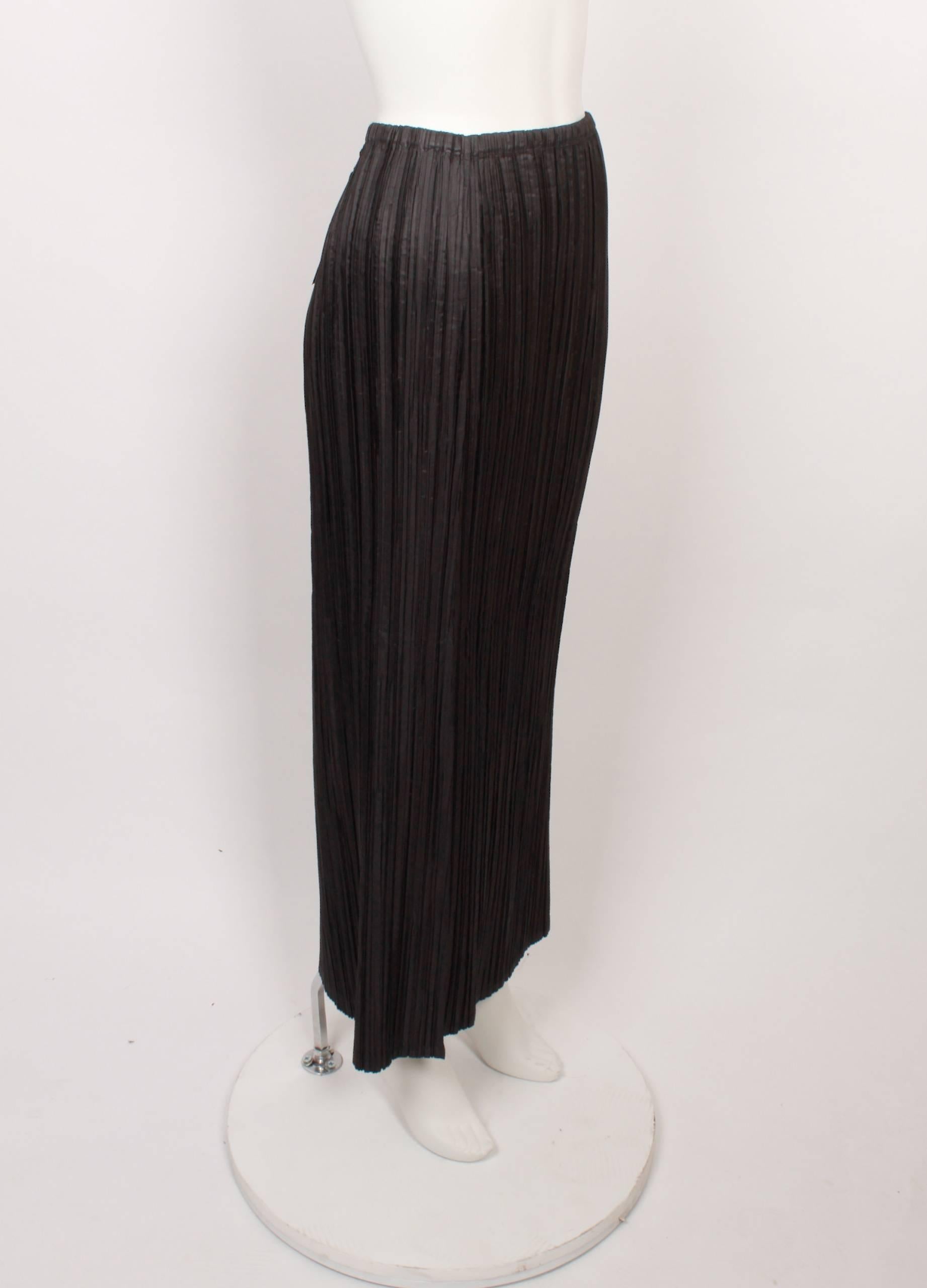 Issey Miyake Long Black Pleated Skirt In Good Condition In Melbourne, Victoria