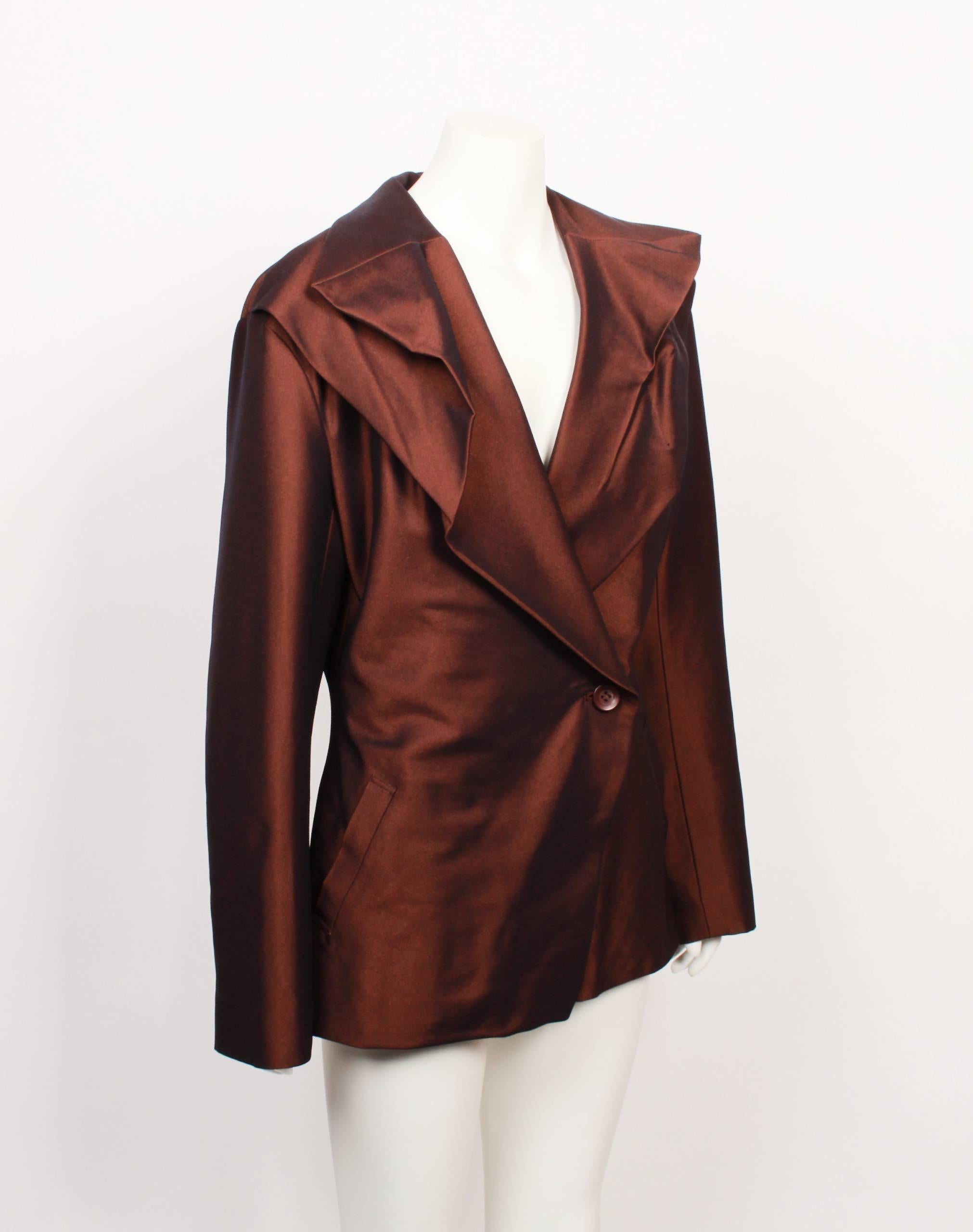 Copper/brown Jacket.
Detailed Lapels
Size Marked XL

