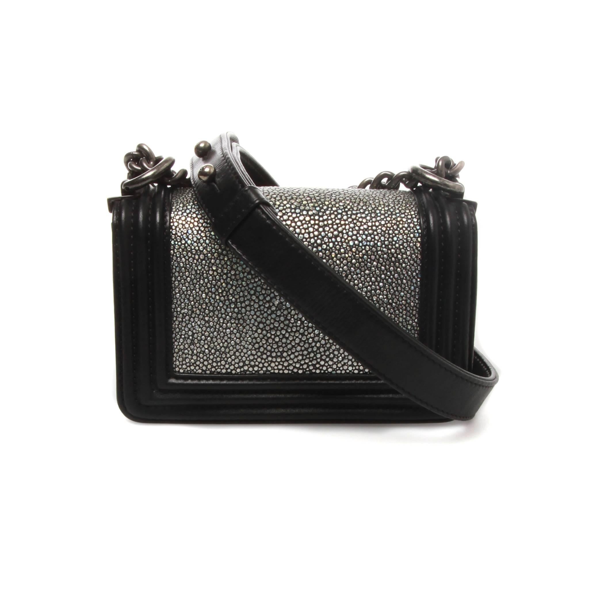 chanel boy stingray