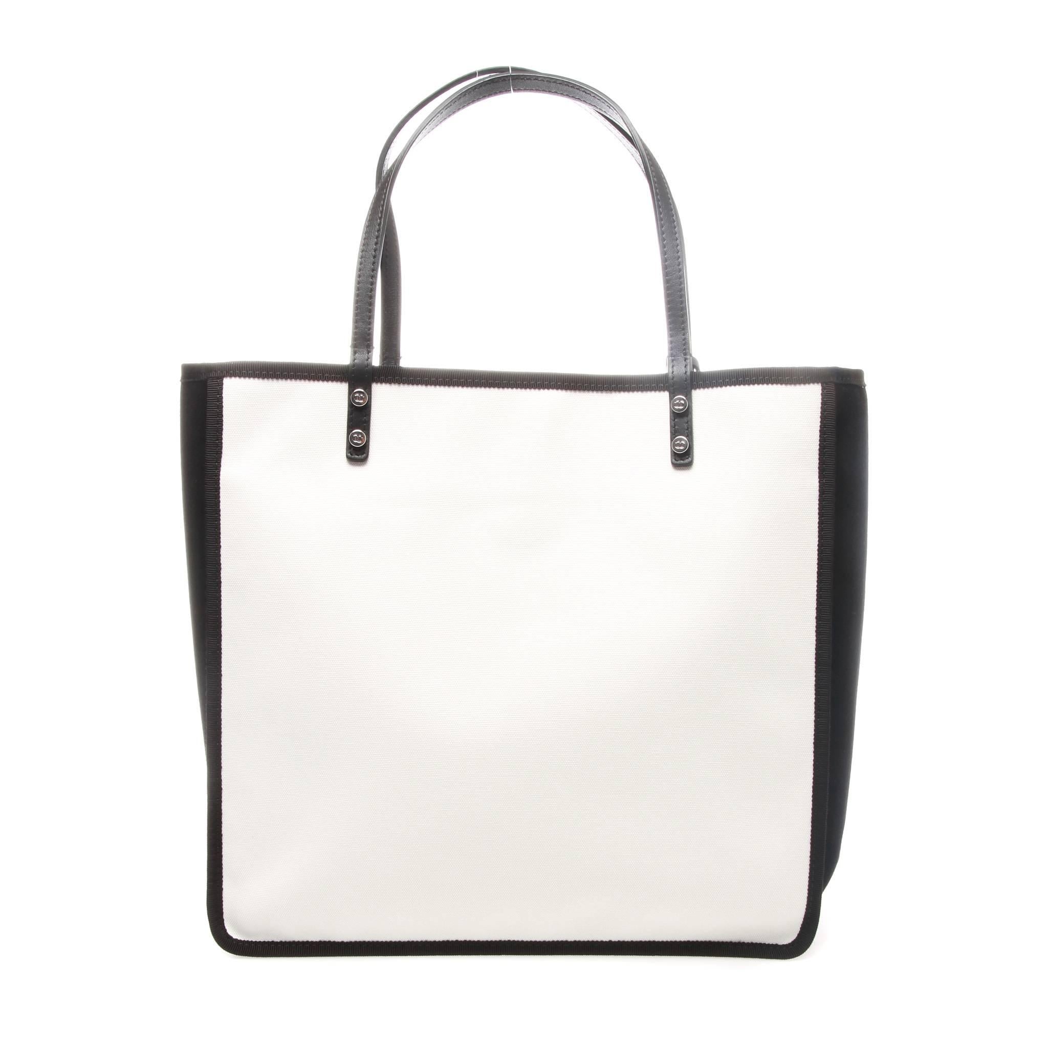 chanel canvas tote