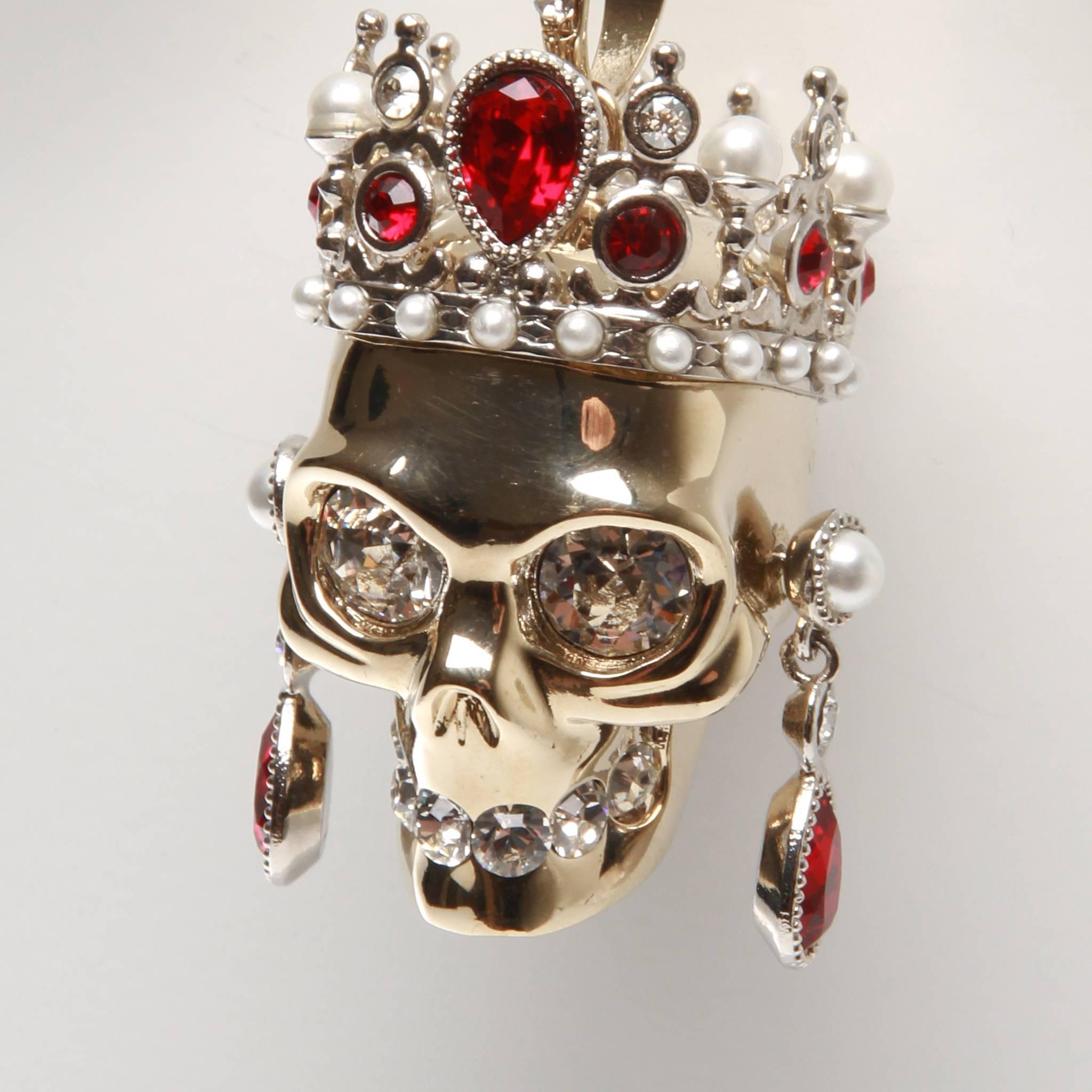 alexander mcqueen gold skull necklace