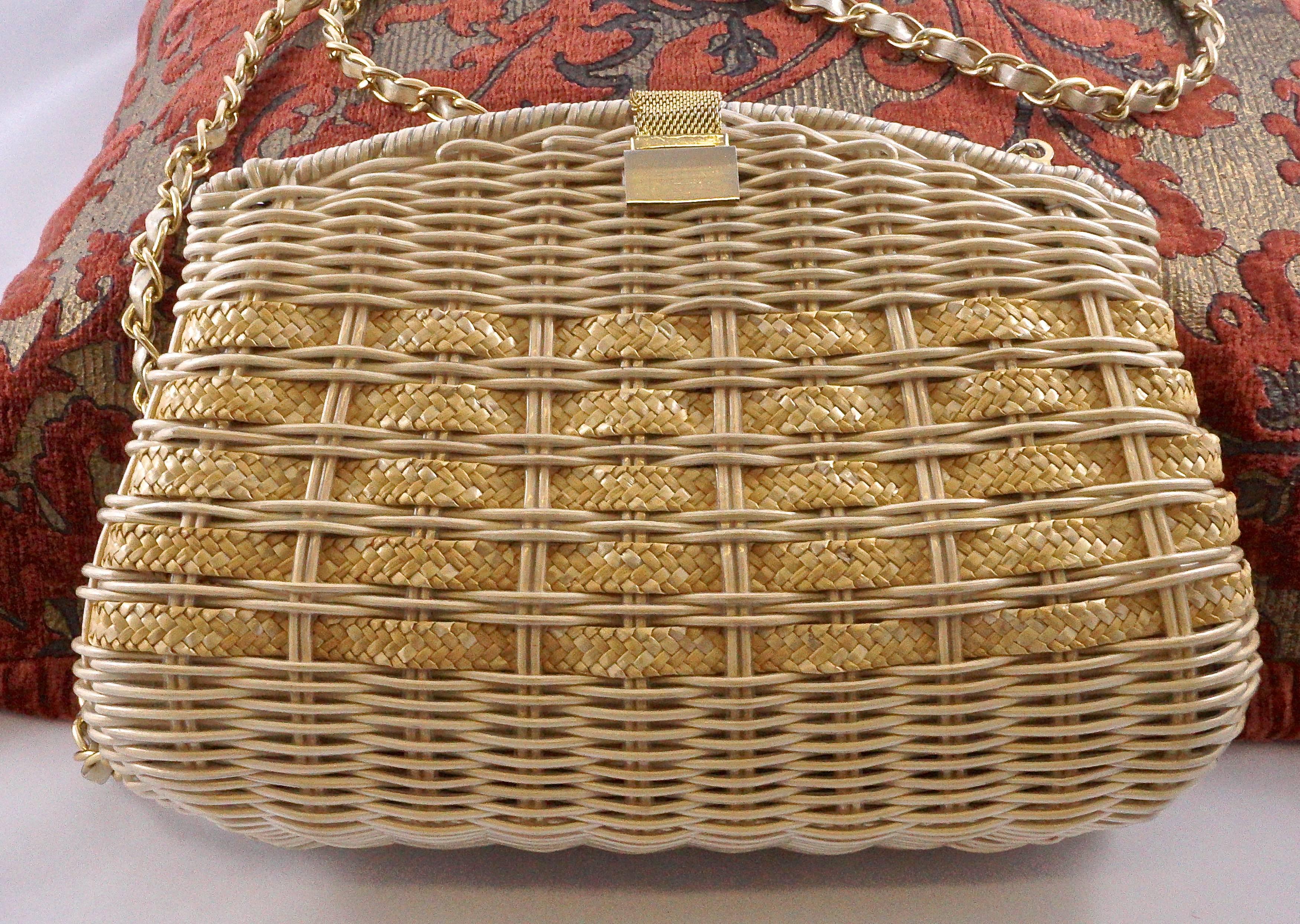 benchmade leatherworks purse