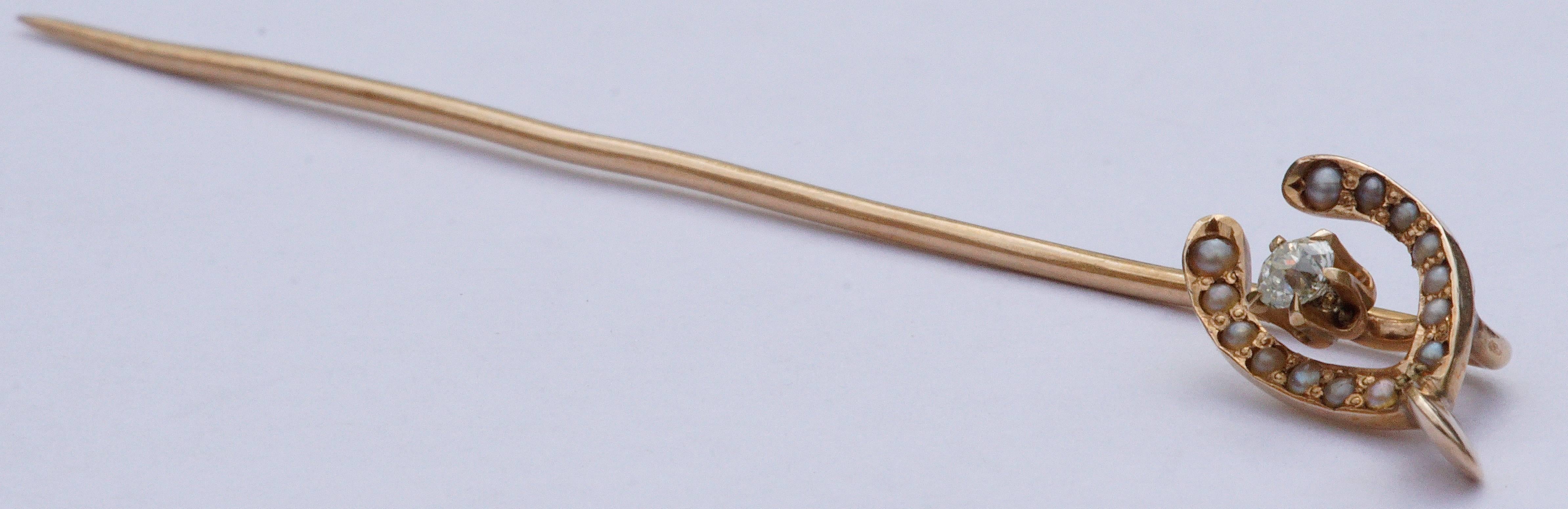 Antiker viktorianischer 14K Gold Diamond und Seed Pearl Wishbone Stick Pin für Damen oder Herren