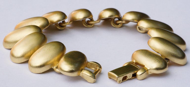 Women's Monet Brushed Gold Plated Oval Link Bracelet circa 1980s For Sale