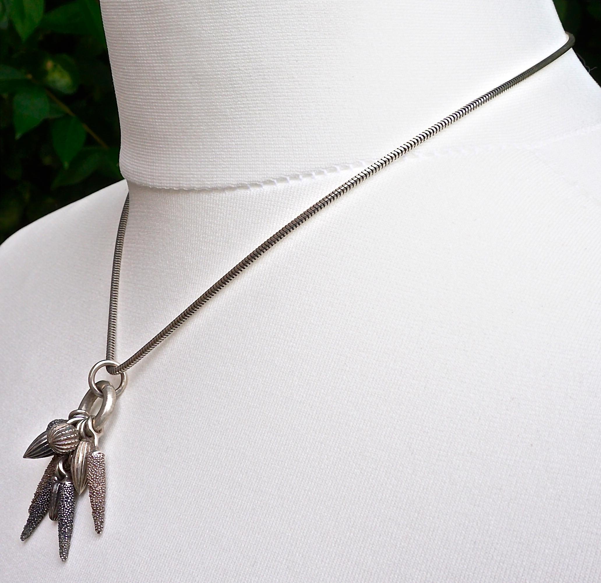 Vintage Silver Snake Chain Necklace with a Multiple Seed Pod Pendant  In Good Condition In London, GB