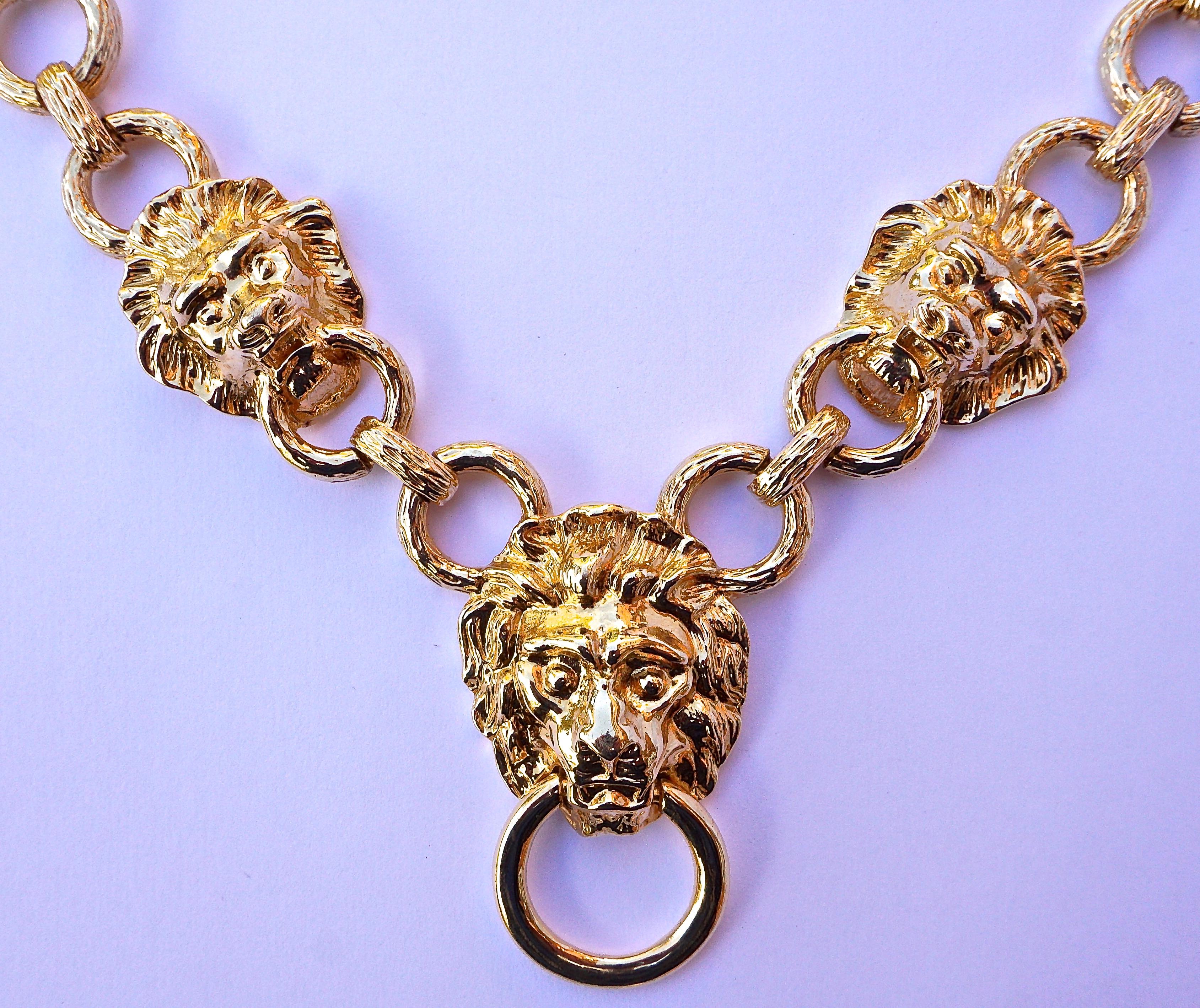 Kenneth Jay Lane 1990s Gold Plated Lions Head Doorknocker Link Chain Necklace 2