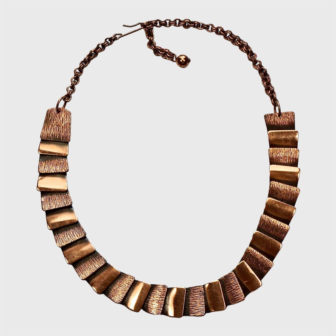 Juego de pendientes pulsera collar de eslabones de cobre texturizado y pulido de mediados de siglo en venta 1