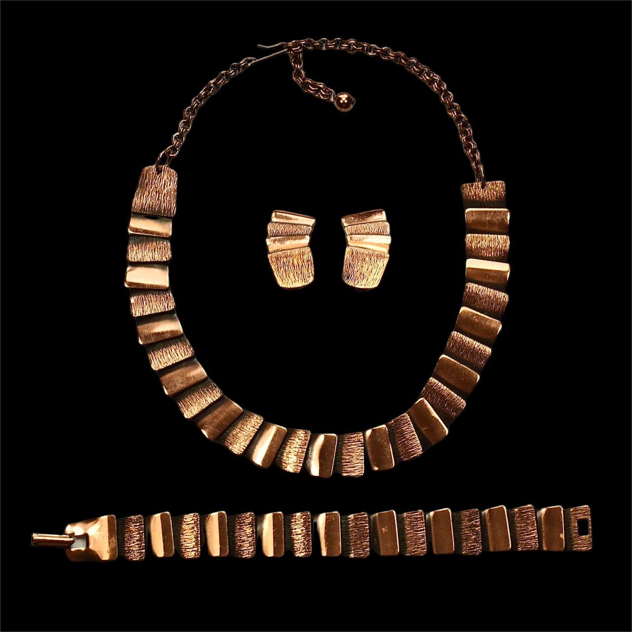 Juego de pendientes pulsera collar de eslabones de cobre texturizado y pulido de mediados de siglo en venta 10