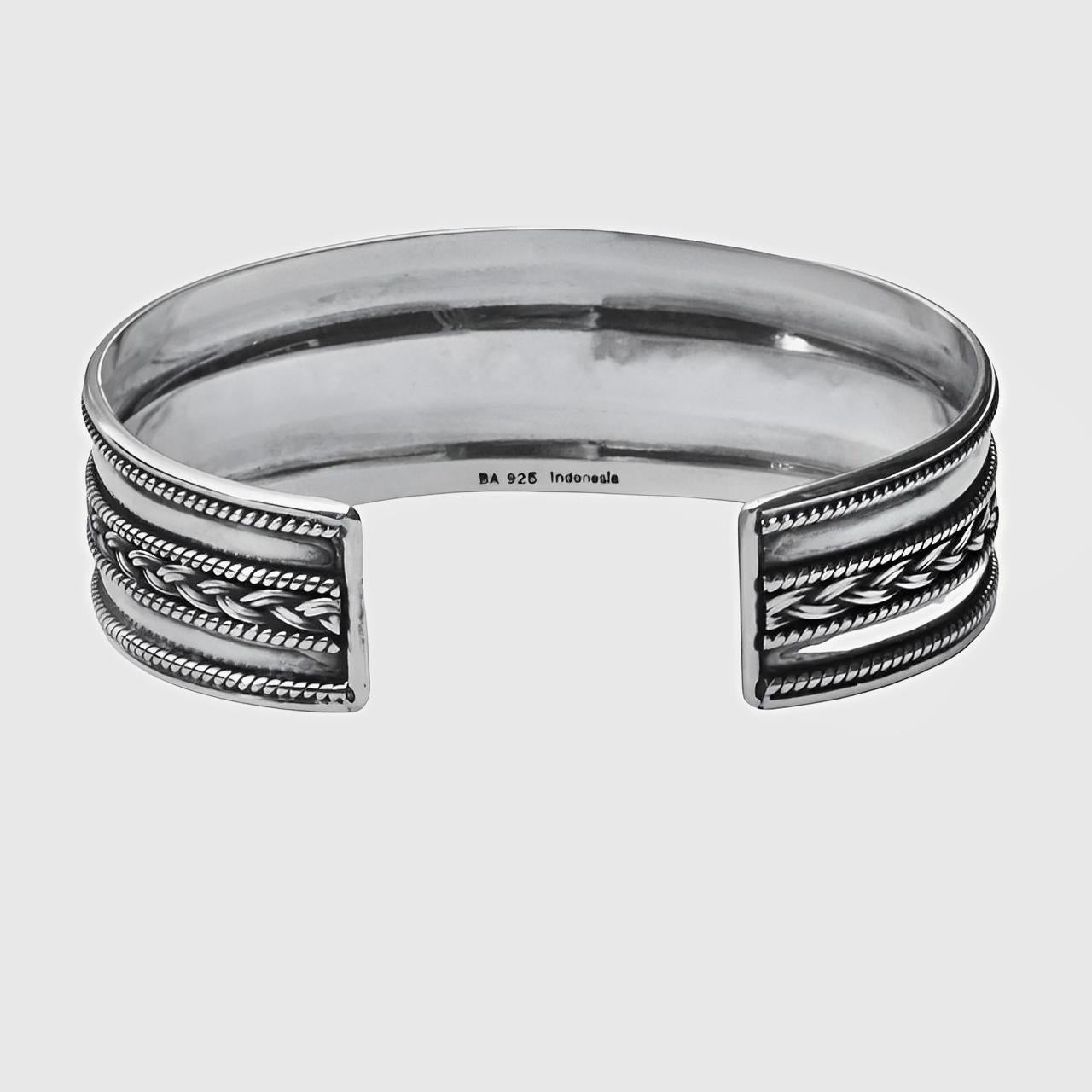 Sterling Silver Rope Twist and Wheat Design Bangle Bracelet In Good Condition For Sale In London, GB