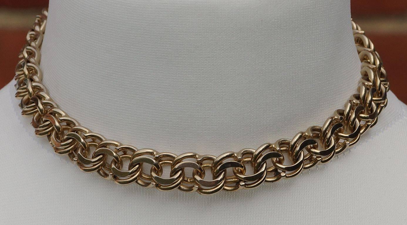 Stylish Reinad pale gold tone chain double link necklace, with an extension chain. Measuring length 38.5cm / 15.1 inches, including the extension, by width 1.1cm / .44 inch. The necklace is in very good condition.

This is a fabulous vintage