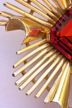 Trifari Gold Tone Red Glass Starburst Brooch
