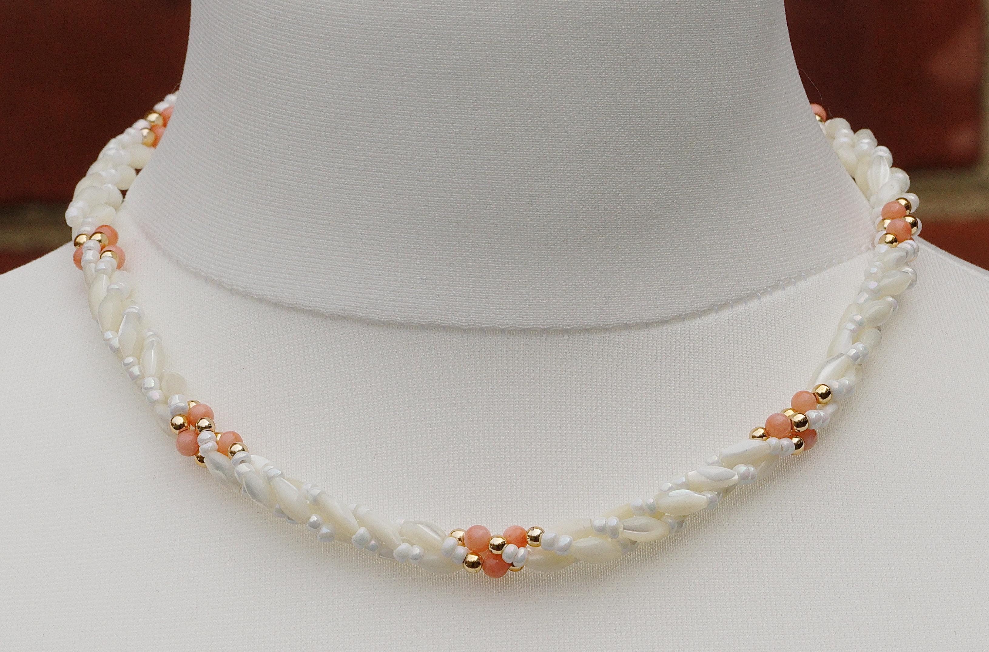 mother of pearl vintage necklace