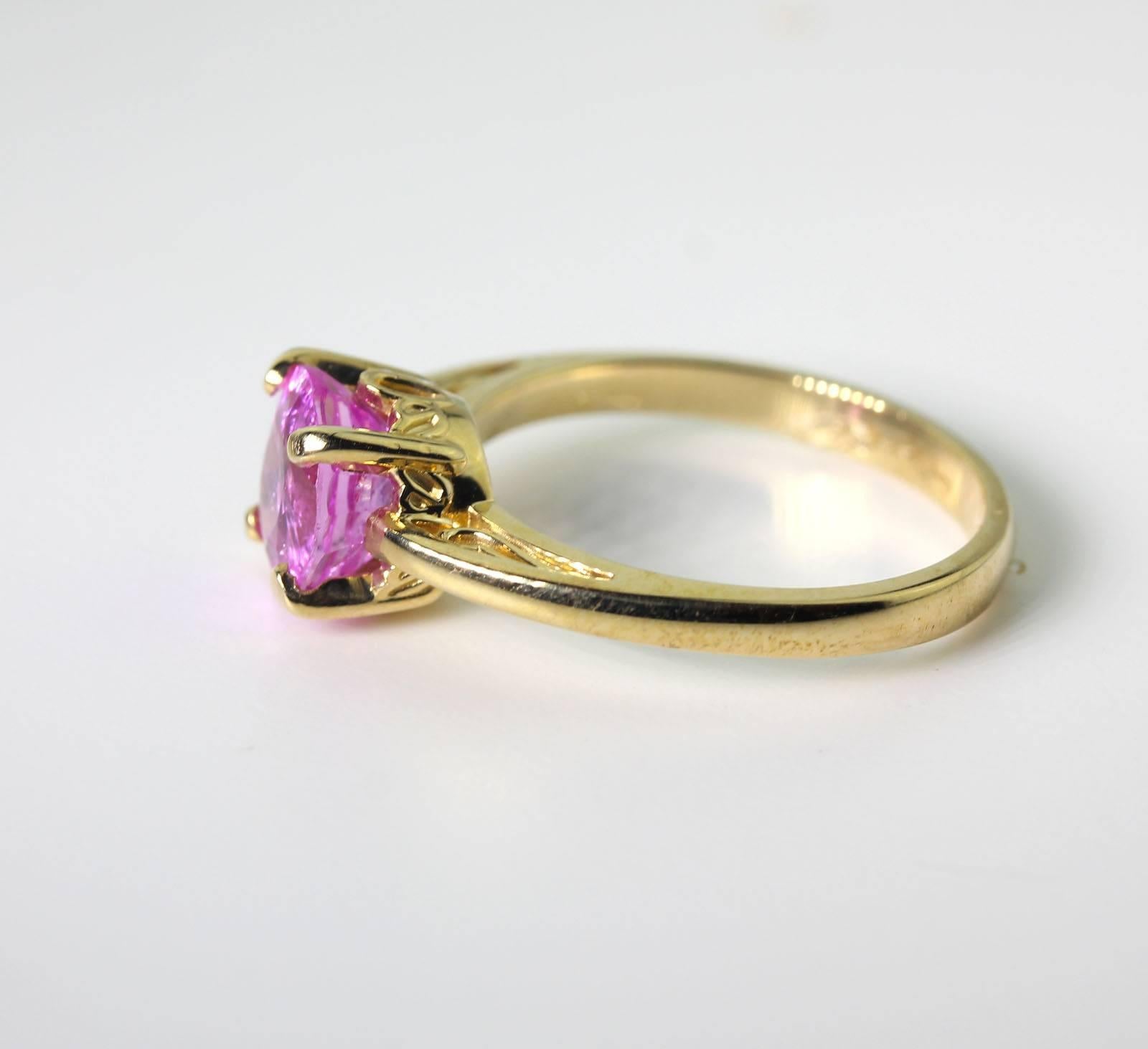Real Pink Sapphire Ring In Excellent Condition In Raleigh, NC