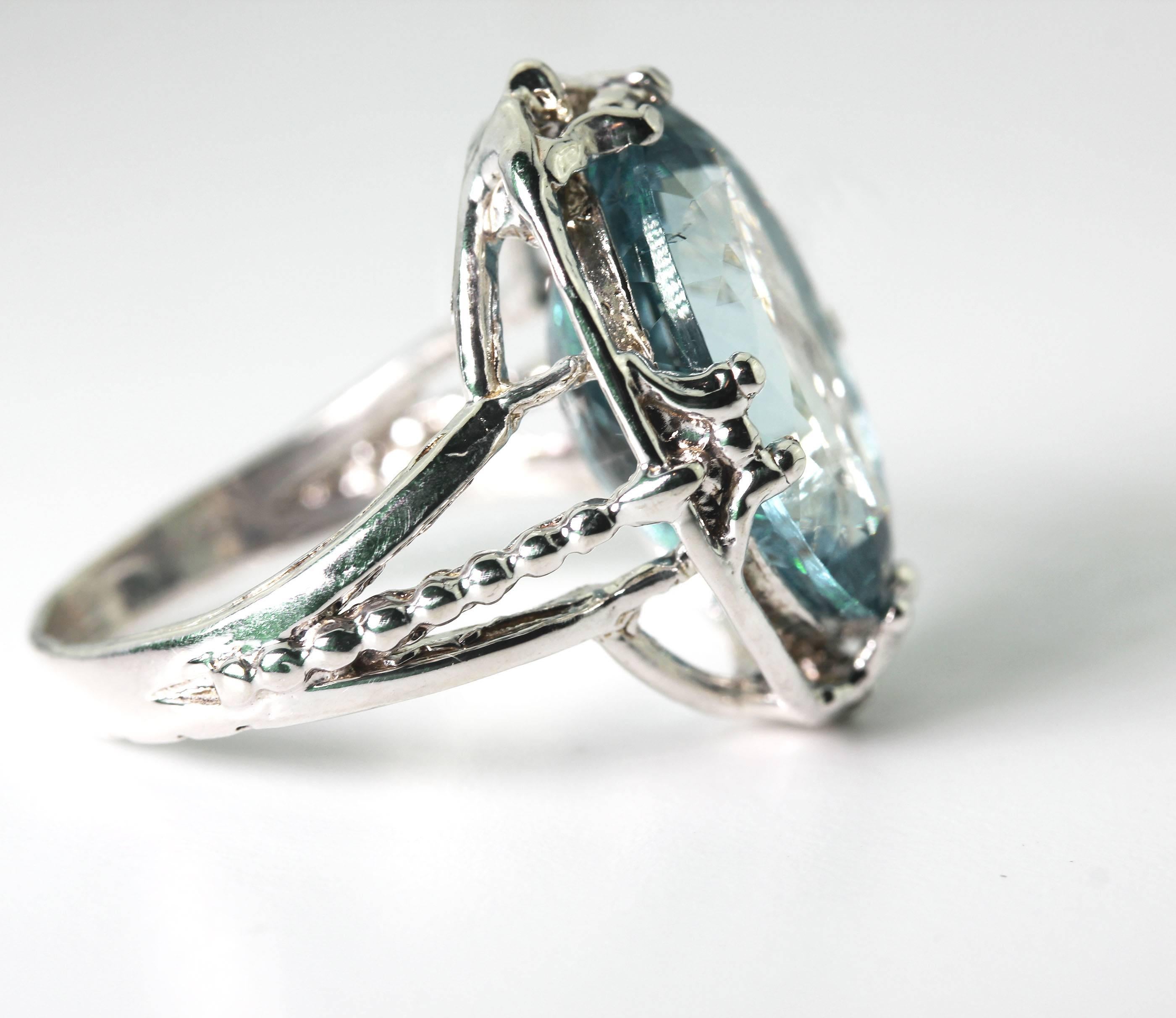 Oval Cut AJD Beautiful Glittering Real 8.18Cts BlueGreen Aquamarine Silver Ring For Sale