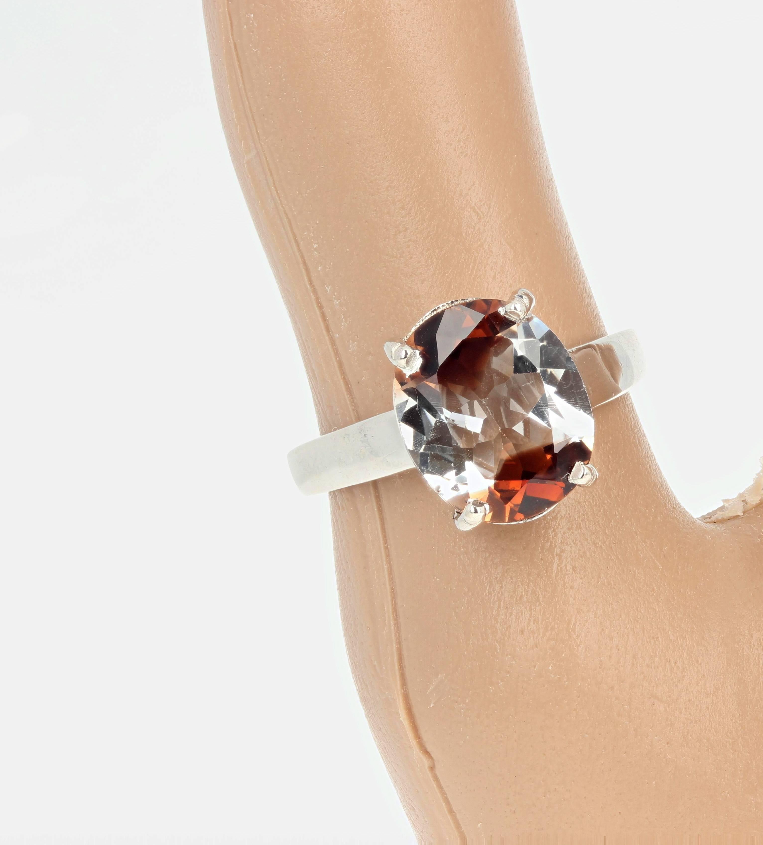 Women's or Men's Gemjunky Unique Amazing Modern 5 Carat Two-Color Topaz Sterling Silver Ring