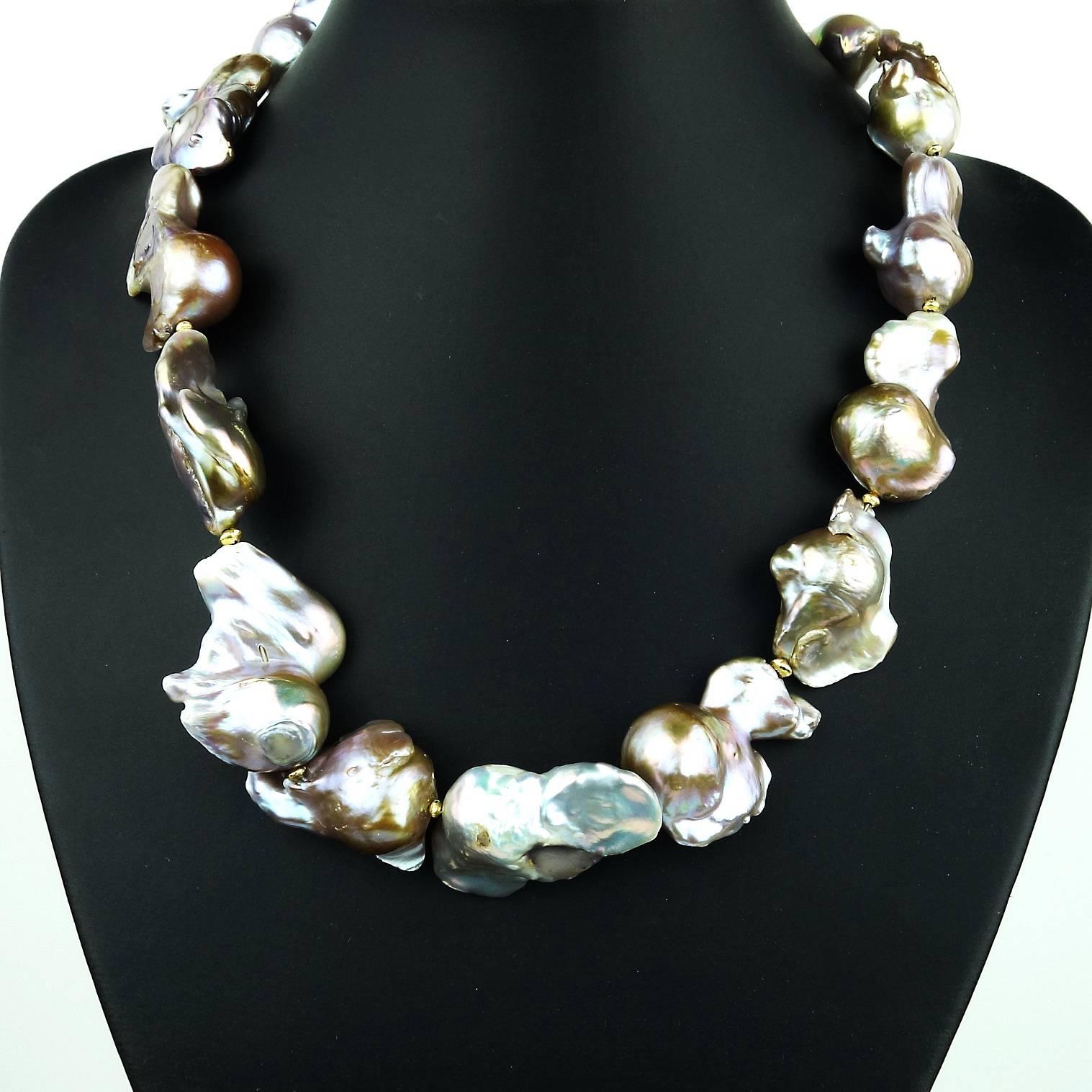 Baroque Silver Pearl Necklace In New Condition In Raleigh, NC