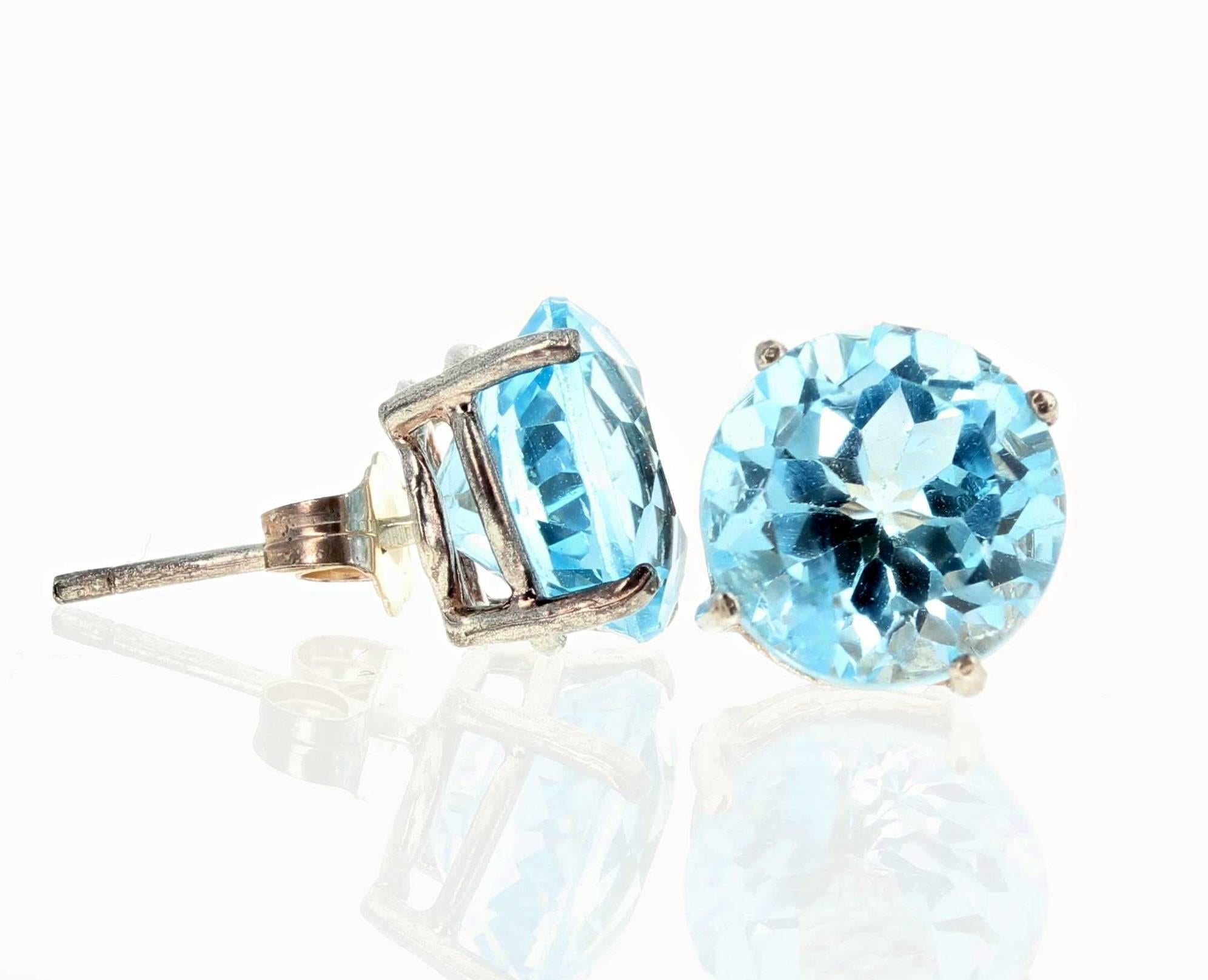 37 Carat Blue Topaz Sterling Silver Ring and Stud Earrings 5