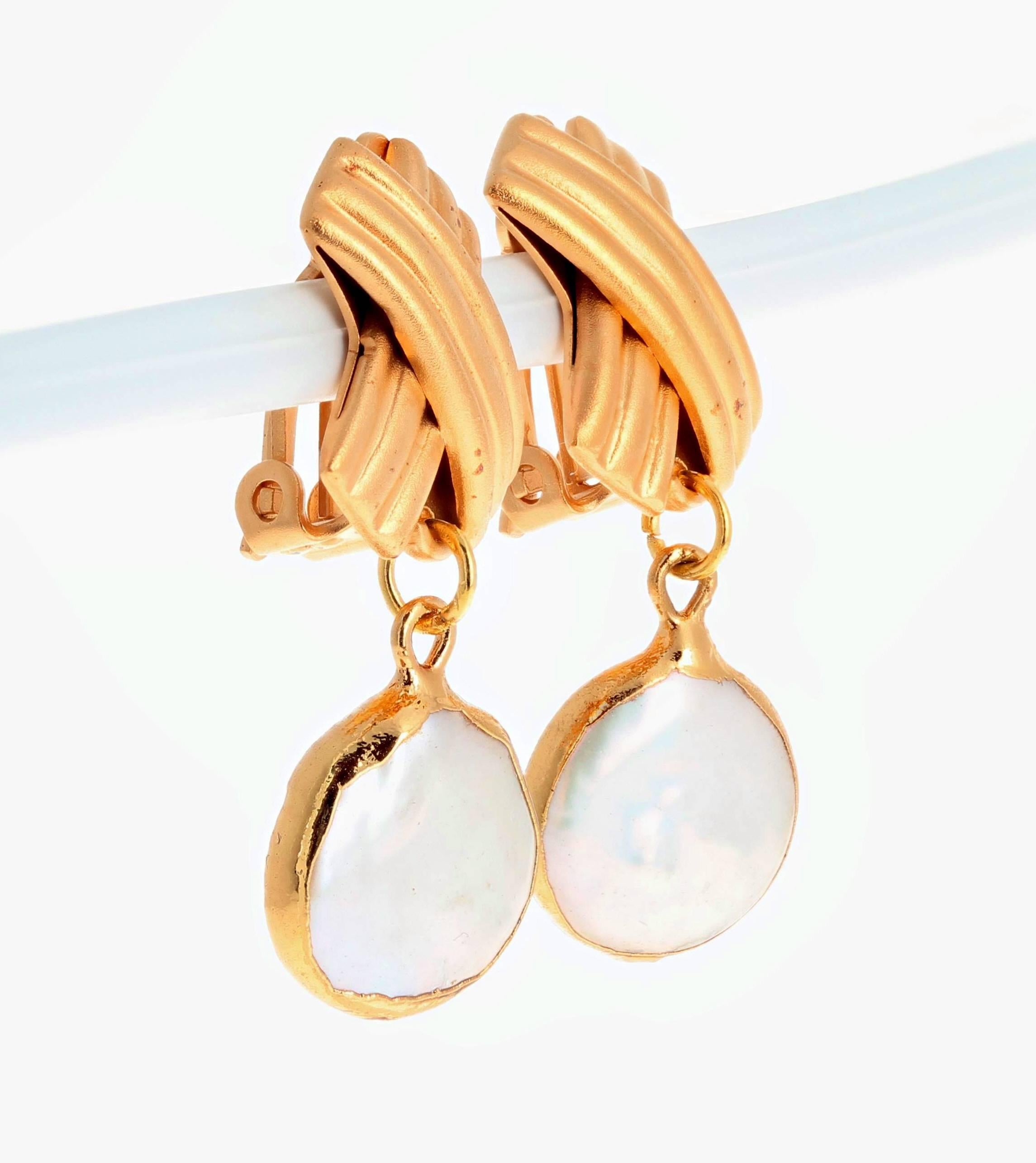 gold plated chic pearl earrings