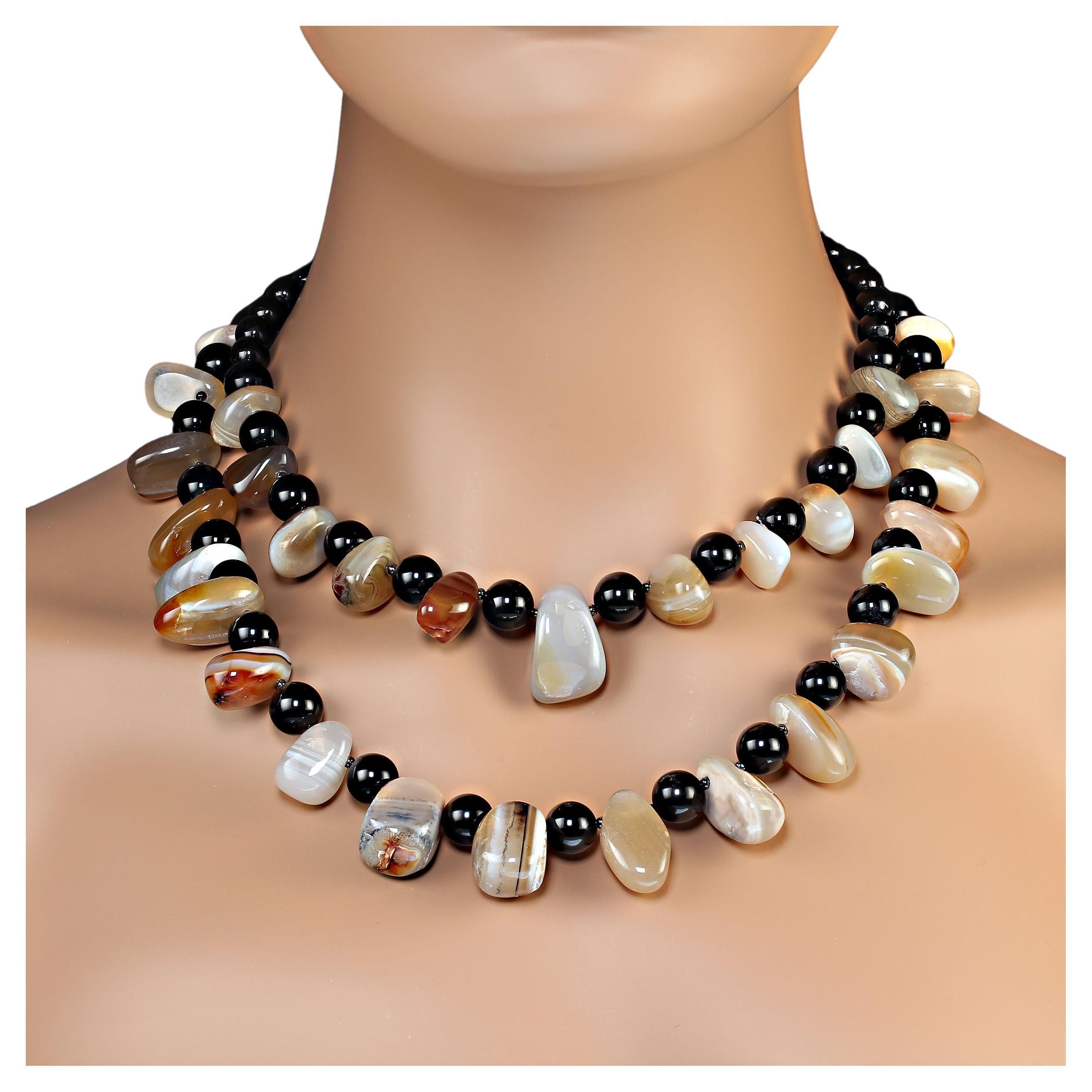 AJD Atemberaubende zweireihige Halskette aus Botswana-Achat mit Nugget und schwarzem Onyx
