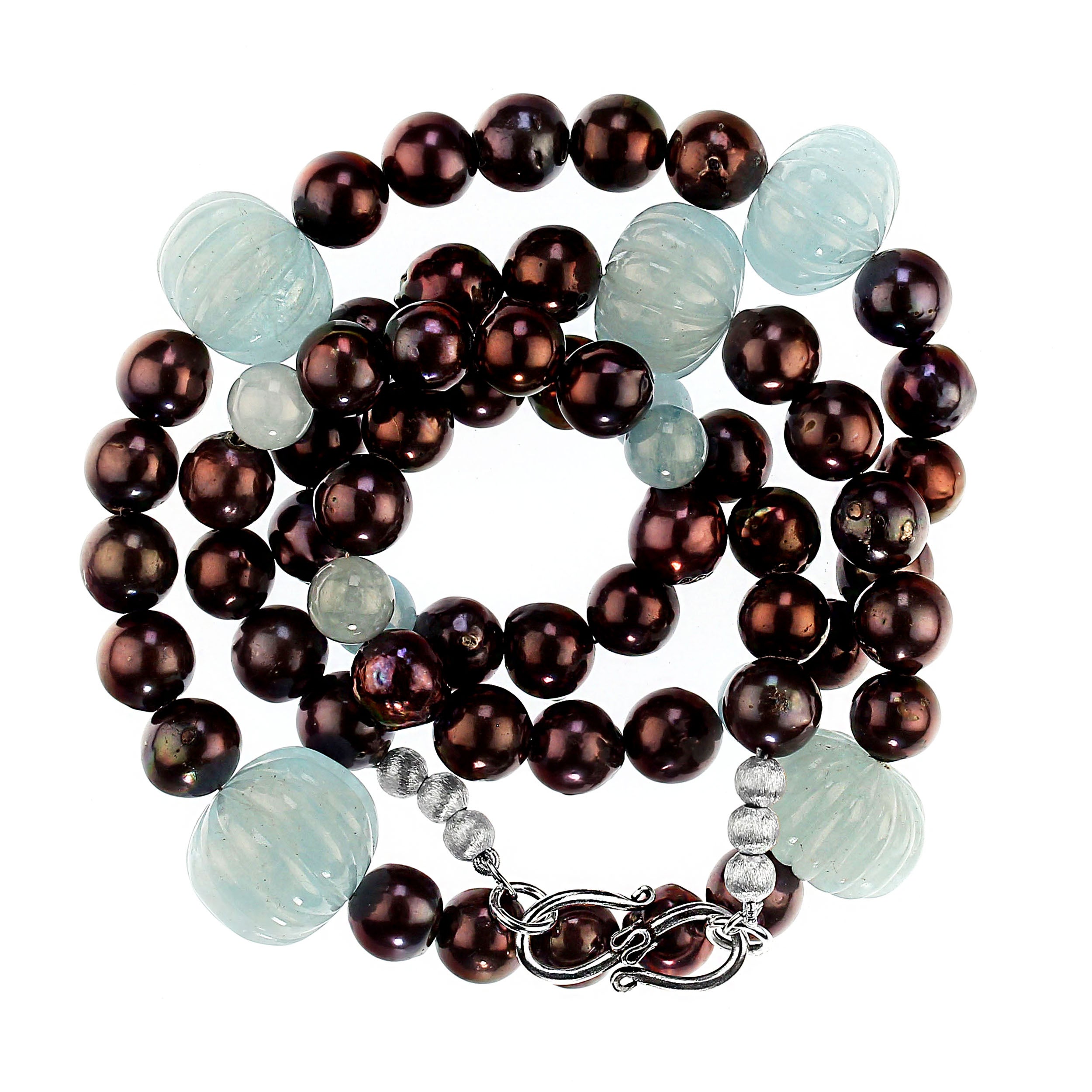 AJD28 Pollici di collana con perle marroni e acquamarine scanalate