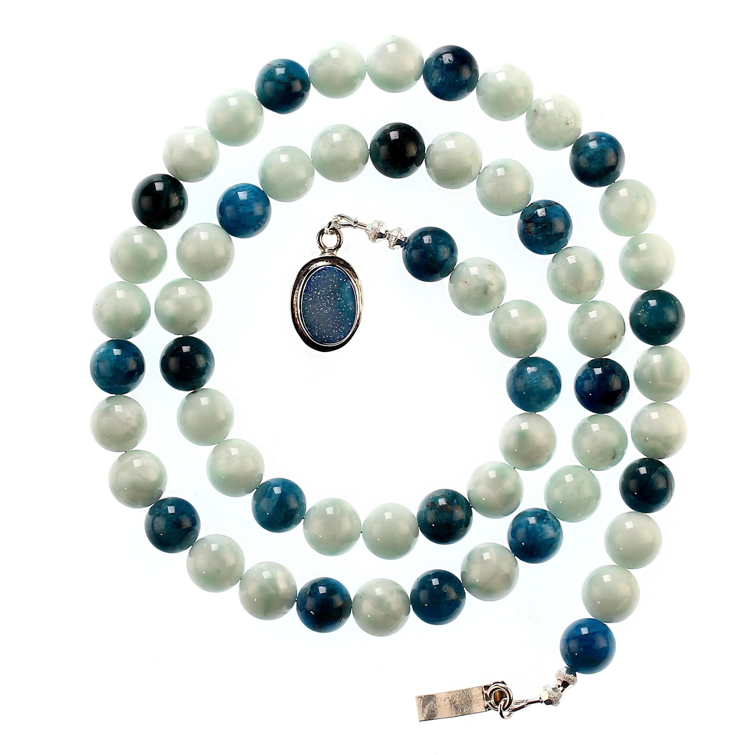 AJD Collier élégant de 25 pouces en Angelite verte et apatite