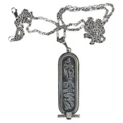 Pendentif cartouche hiéroglyphe égyptien AJD