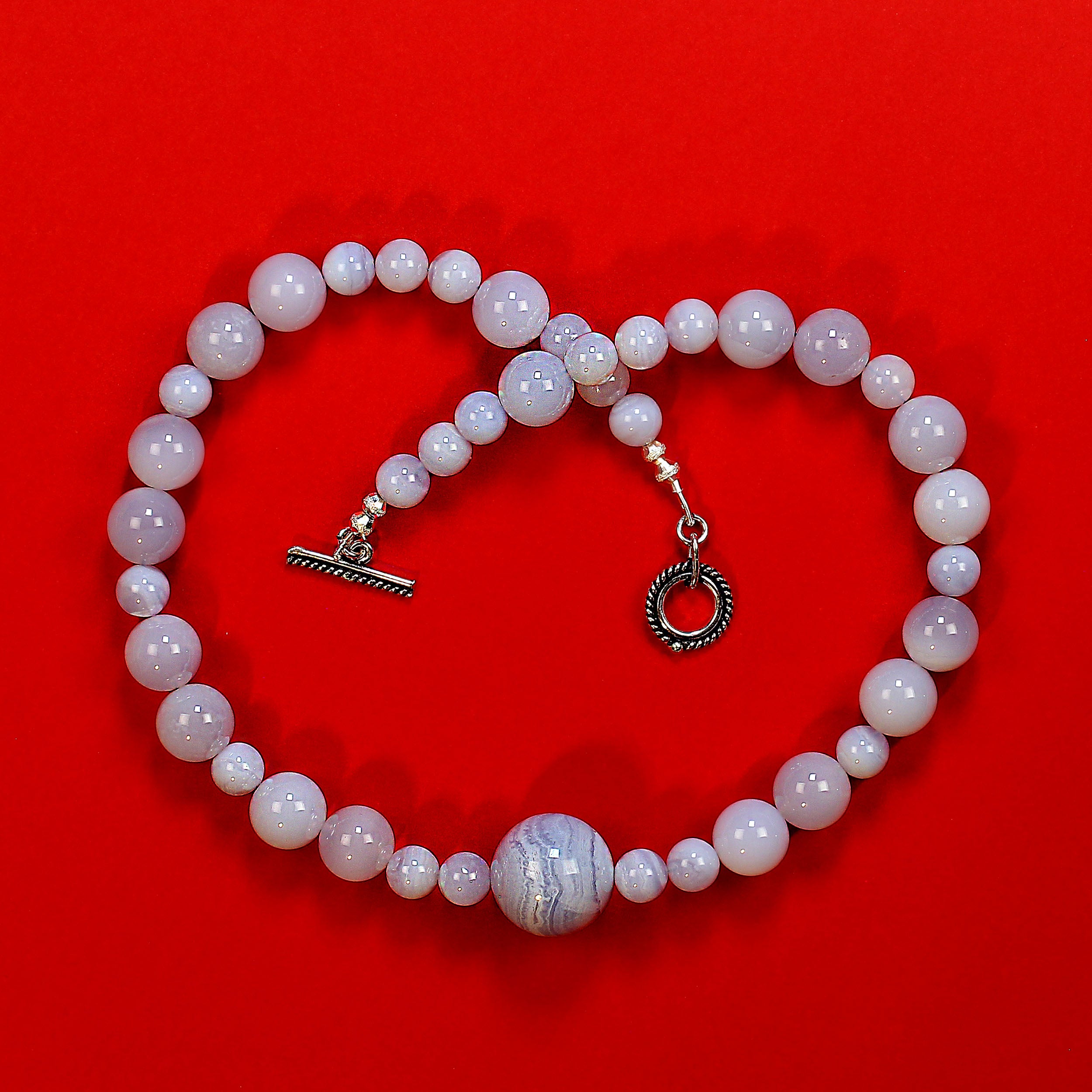 Collana AJD Springtime di calcedonio blu da 18 pollici