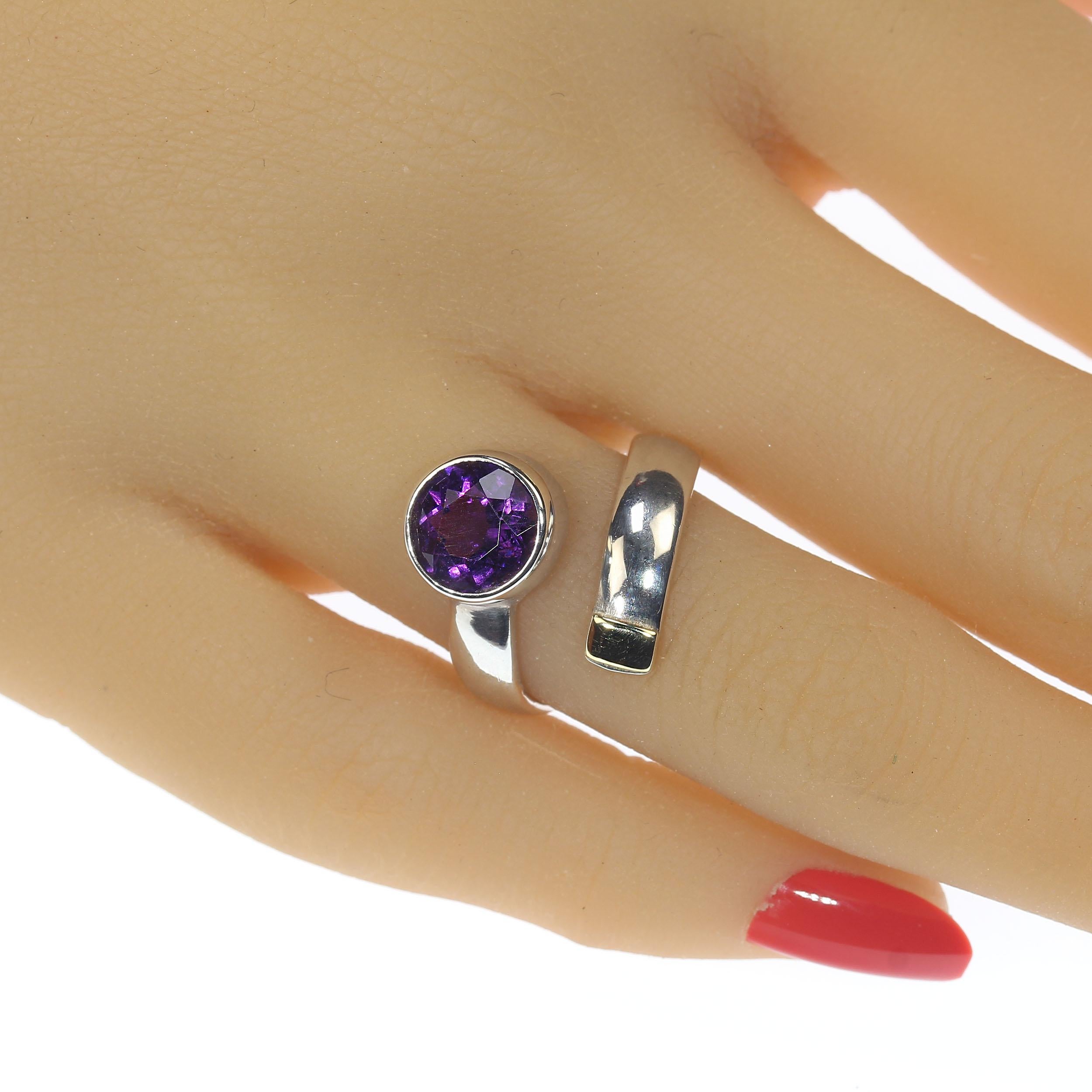 AJD Crossover Amethyst- und Sterling-Ring mit 14K Gold-Akzent im Angebot 6