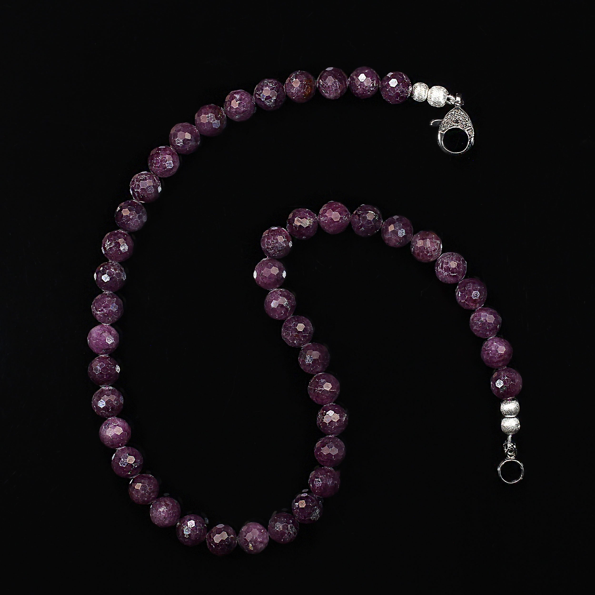 AJD 17 Inch Natural Ruby Purple Faceted 9MM Necklace July Birthstone (Naissance de juillet)