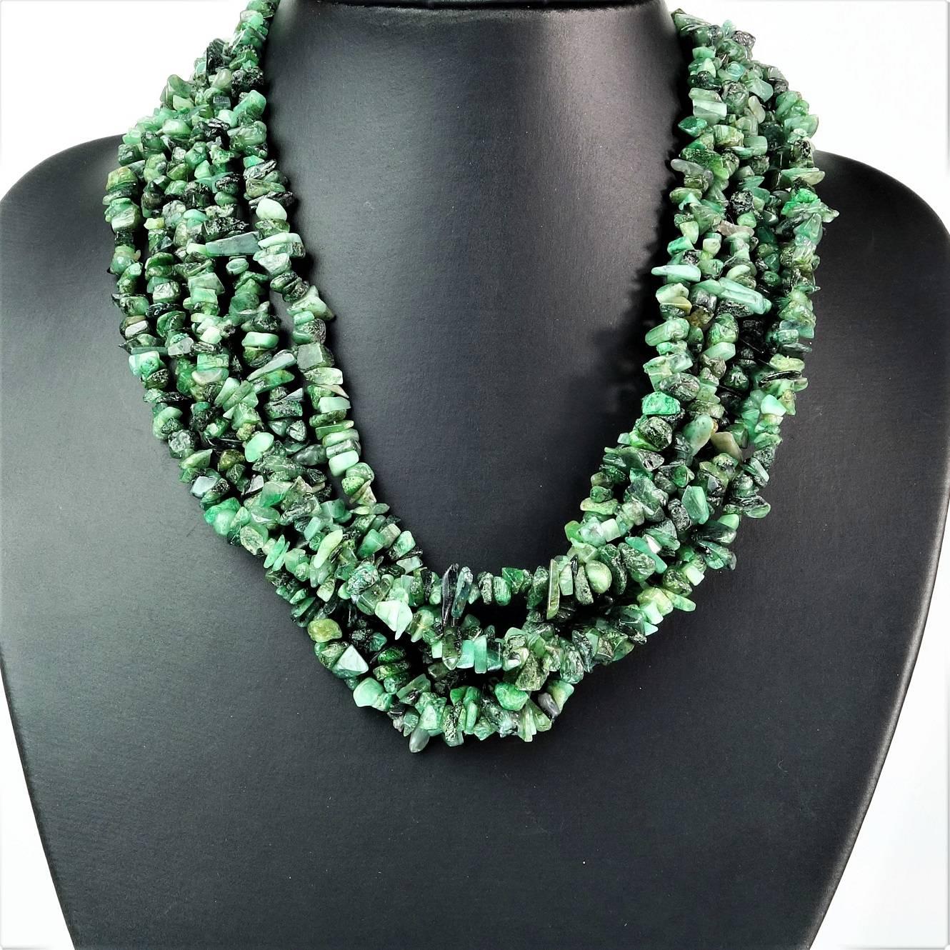 Multi-Strand Emerald Choker Necklace 3
