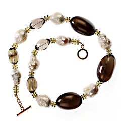 AJD, élégant collier de perles baroques de 18 pouces et de quartz fumé  Super cadeau !