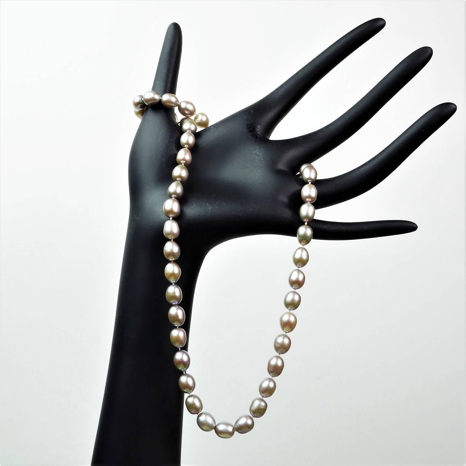 Freshwater Gray Pearl Necklace with 14Kt Gold Clasp 5