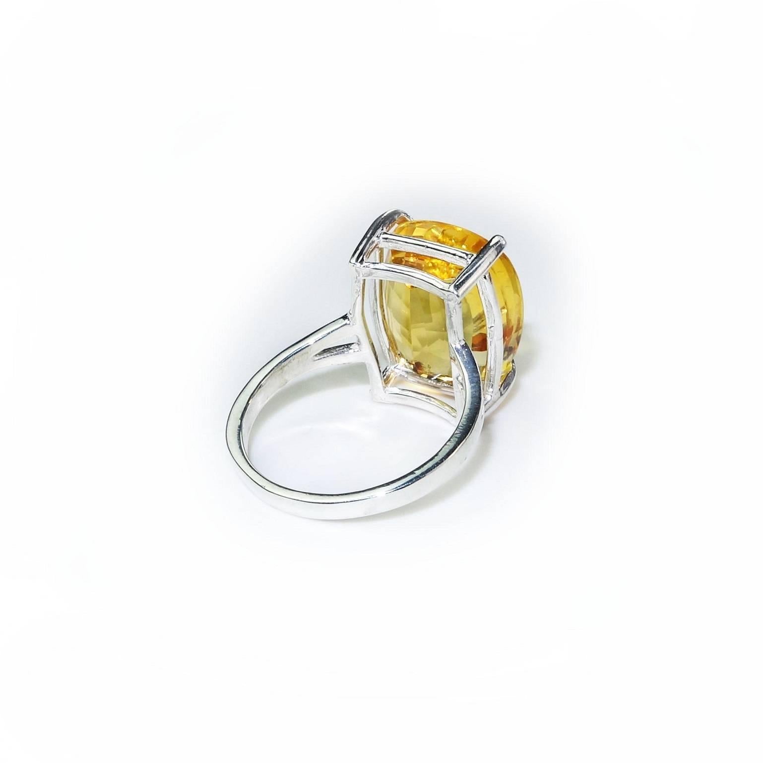  Medium Gold Cushion shape Citrine in Sterling Silver Ring In Excellent Condition In Raleigh, NC