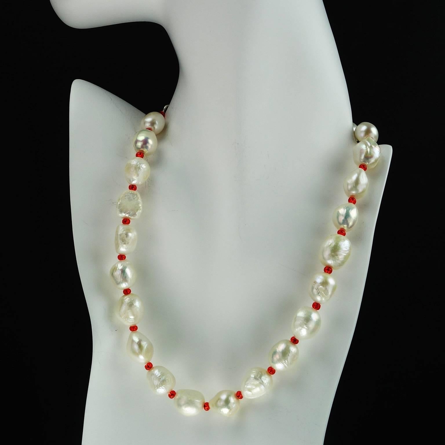  White Freshwater Pearl Necklace with Red accents In Excellent Condition In Raleigh, NC