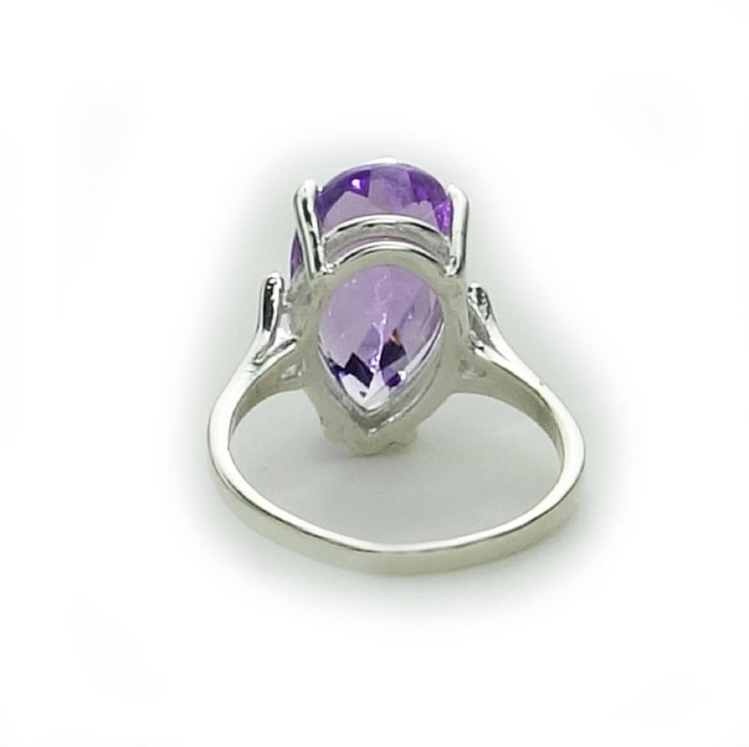 AJD Pear shaped Amethyst set in Sterling Silver Ring    February Birthstone In New Condition In Raleigh, NC
