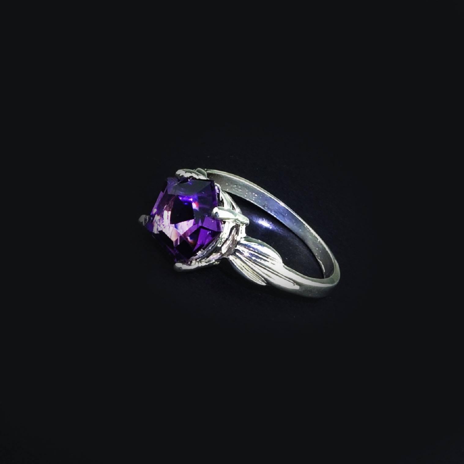 Amethyst and Sterling Silver Ring  February Birthstone In New Condition In Raleigh, NC