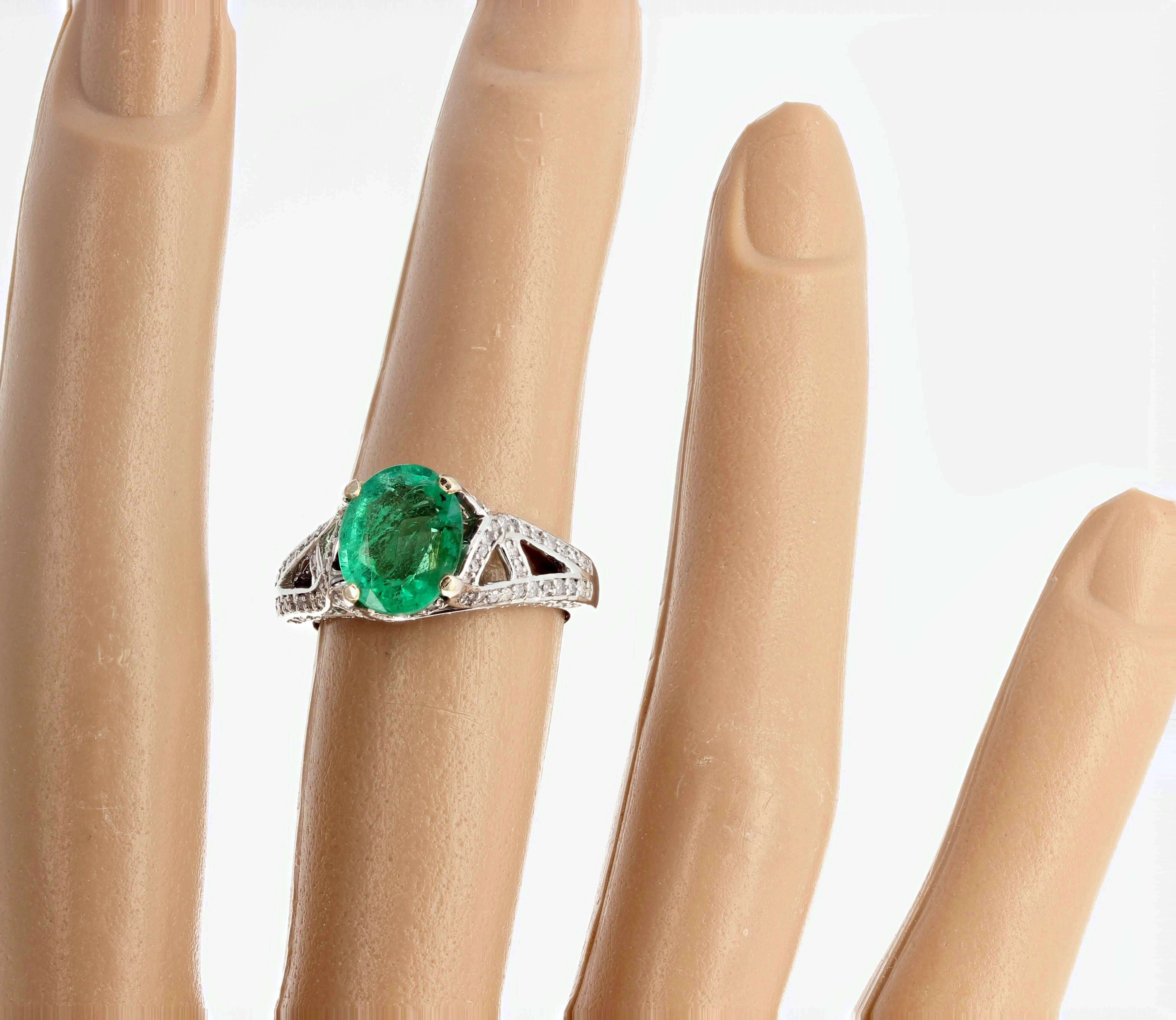 Emerald Cut AJD Glittering Brilliant REAL 3 Ct Colombian Emerald & Diamonds White Gold Ring