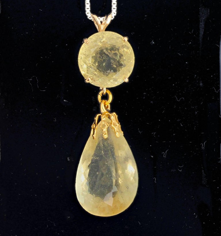 Translucent Beryl Gemjunky Translucent Sparkling 32.8 Cts Yellow Beryl Swinging Gold ...