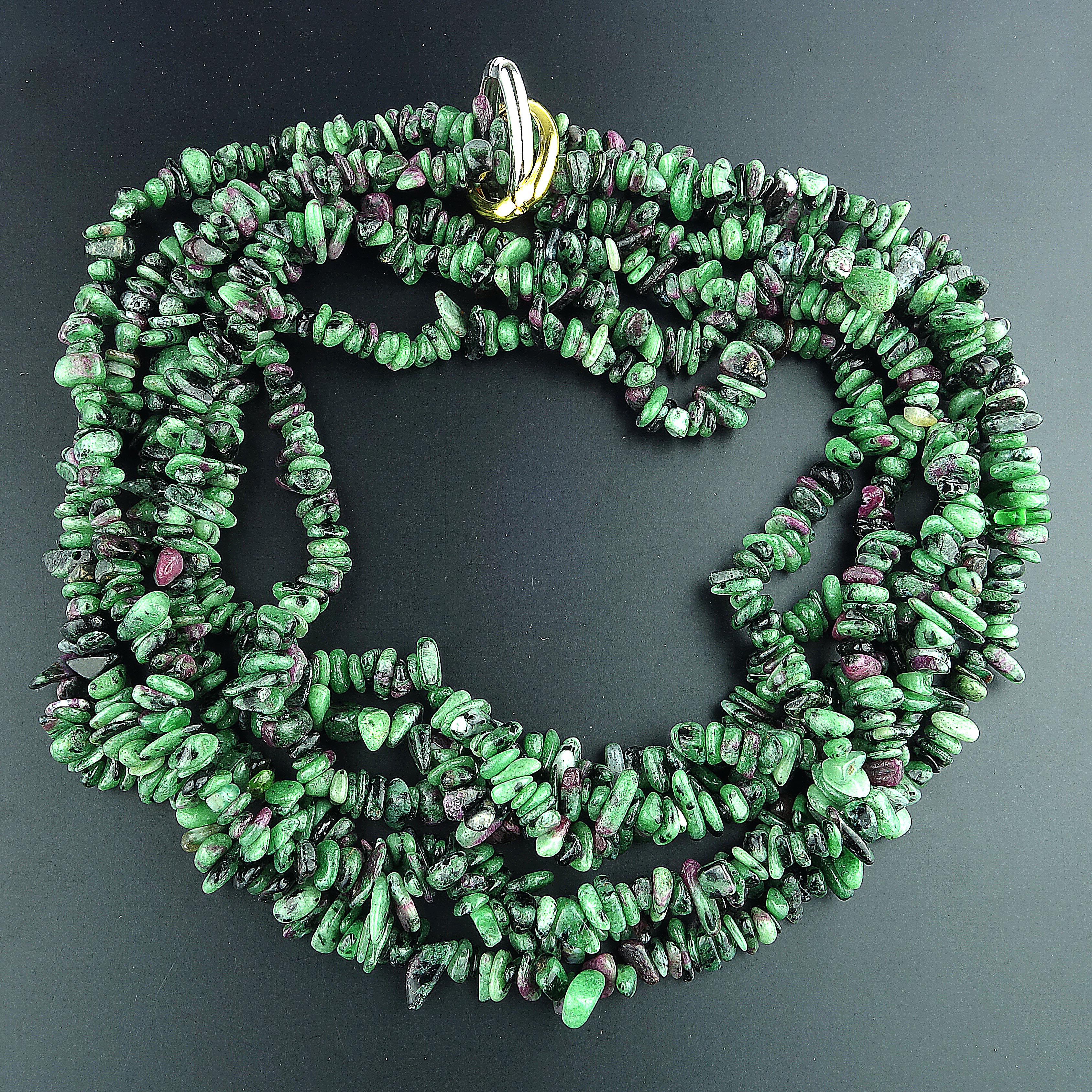 Gemjunky Triple Strand Ruby in Zoisite Necklace In New Condition In Raleigh, NC