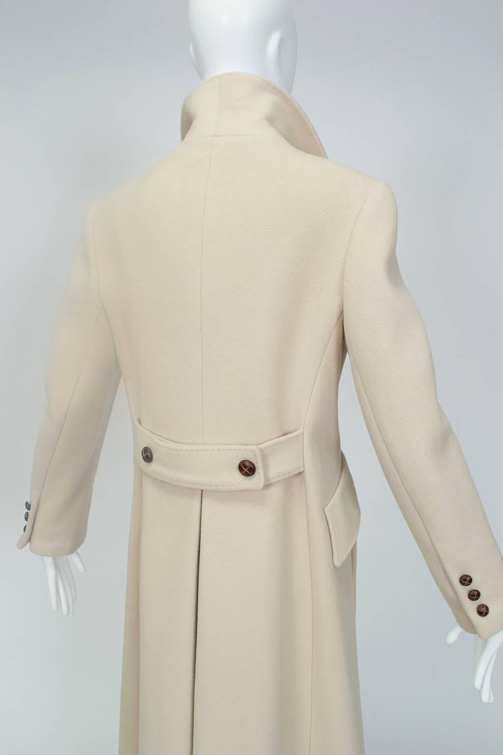 Ivory Cashmere Princess-Cut Military Trench Coat – I Magnin, 1970s In Excellent Condition In Tucson, AZ