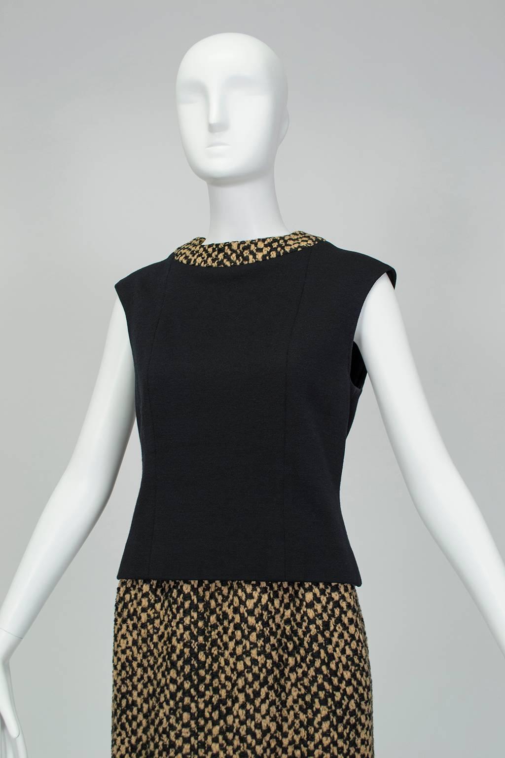 Brauner Tweed-Anzug mit Nerzbesatz und Stehkragen- S, 1960er Jahre im Angebot 4