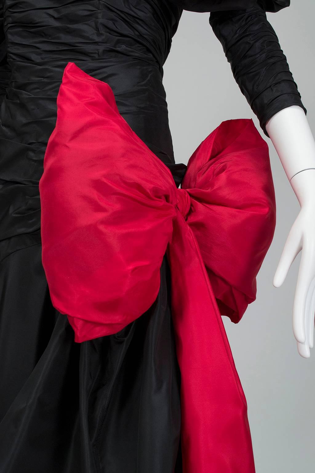 Paul-Louis Orrier Haute Couture Black and Red Avant-Garde Gown - XS, 1980s For Sale 2