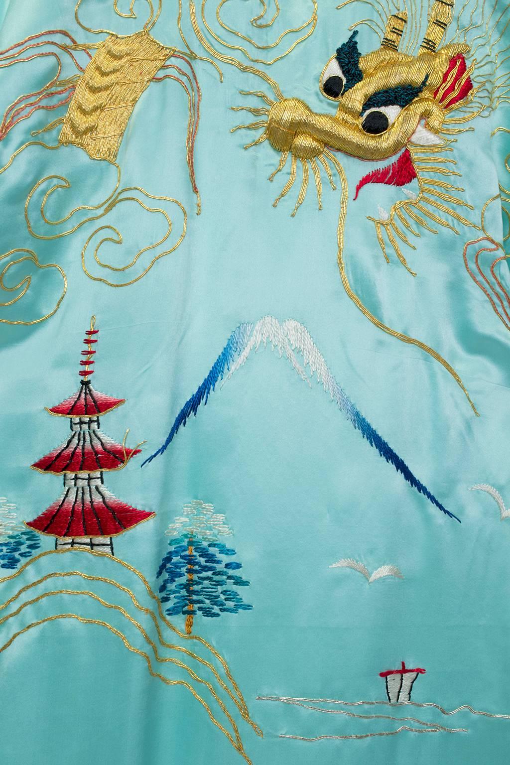 Korean War Dragon Kimono with Padded Goldwork Embroidery, 1950s 2