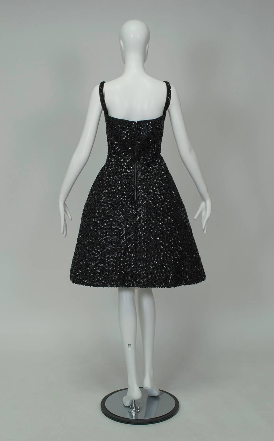 Noir *Grande taille* Robe sans manches à paillettes Pavé Starry Night - M, 1950s Bon état - En vente à Tucson, AZ