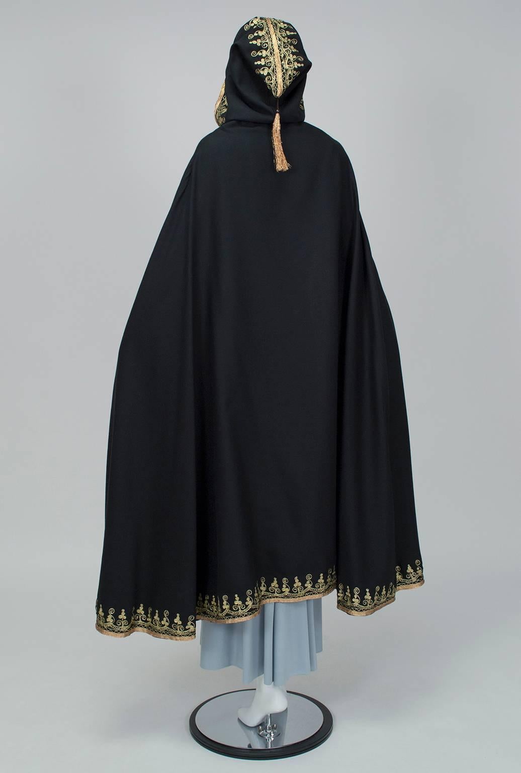 moroccan cloak