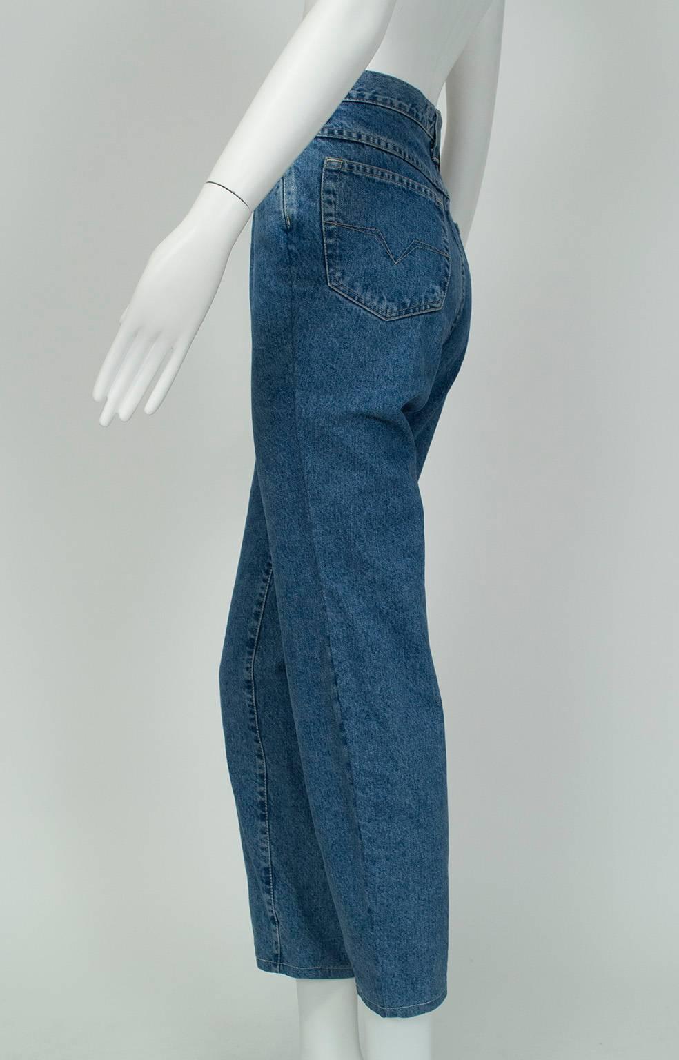 Sure, the high rise and slim, straight legs give you that famous lean Italian silhouette, but the best part is still the Medusa rivets. (Only Versace!)

5-pocket jeans of heavyweight raw Italian cotton denim; high waist and slim, straight legs.