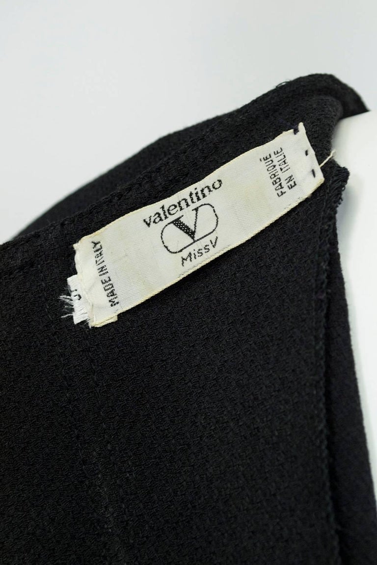 Valentino Black Crêpe Back-Button Day-to-Night Peplum Dress - Large ...