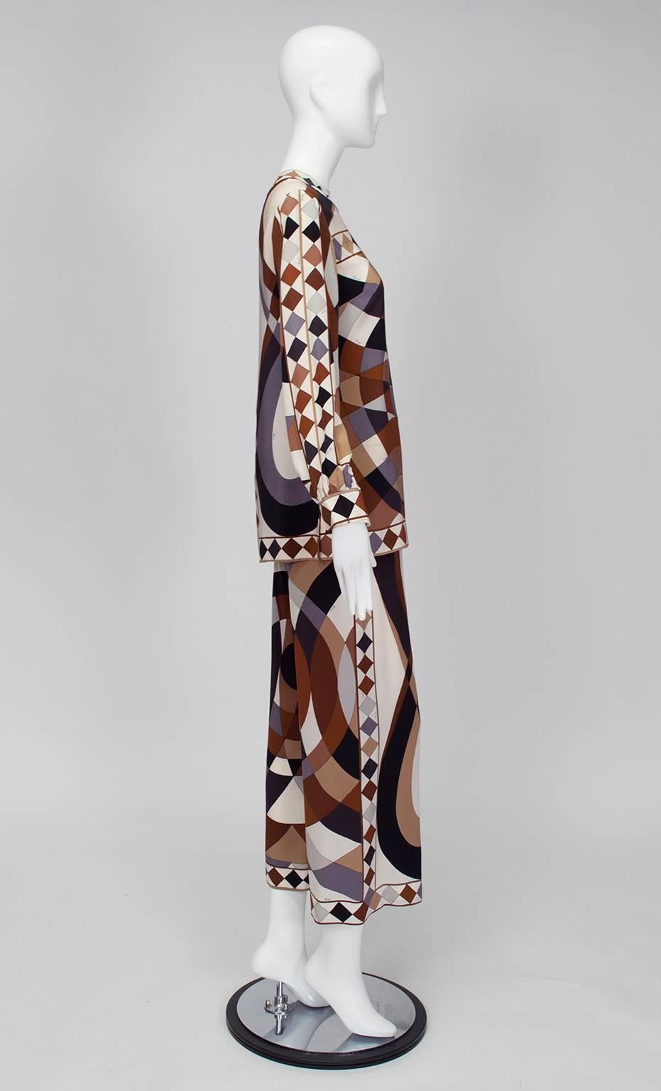 Instantly recognizable for their kaleidoscopic prints, Pucci garments are beloved for their offhand luxury; 2-piece sets such as this one are especially coveted because they pair so easily with other wardrobe basics. This particular ensemble is